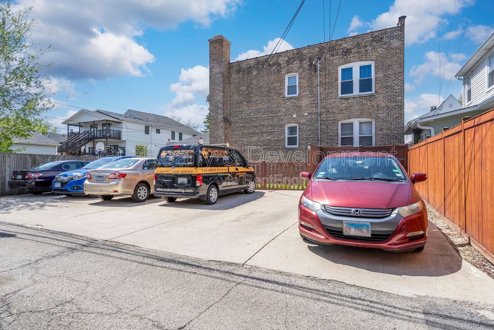 *** 7/1 MOVE IN / OLD IRVING PARK / LRG CLOSETS / PARKING INCL / UPDATED / SS APPL / ON SITE LAUNDRY *** property image