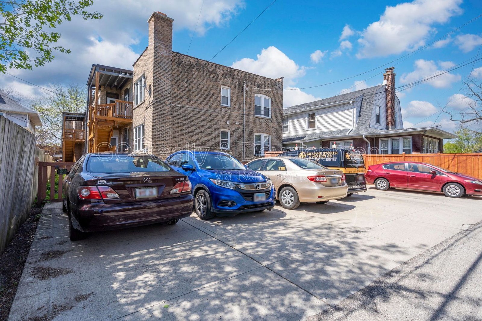 *** 7/1 MOVE IN / OLD IRVING PARK / LRG CLOSETS / PARKING INCL / UPDATED / SS APPL / ON SITE LAUNDRY *** property image