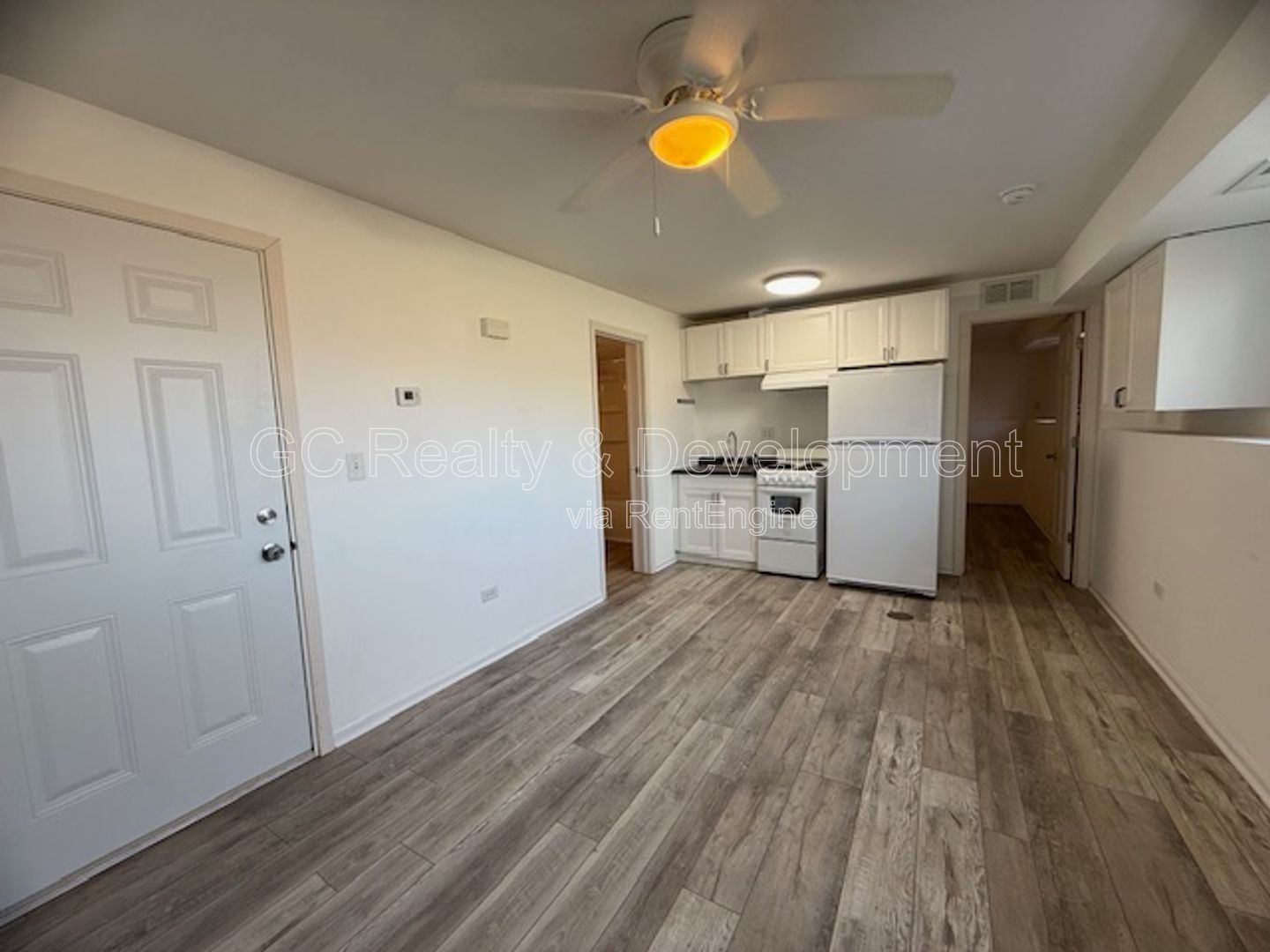 *** 1 BDRM / ALL UTILITIES INCLUDED / CENTRAL AC / LAUNDRY ON SITE / WALK IN CLOSET / UPDATED *** property image
