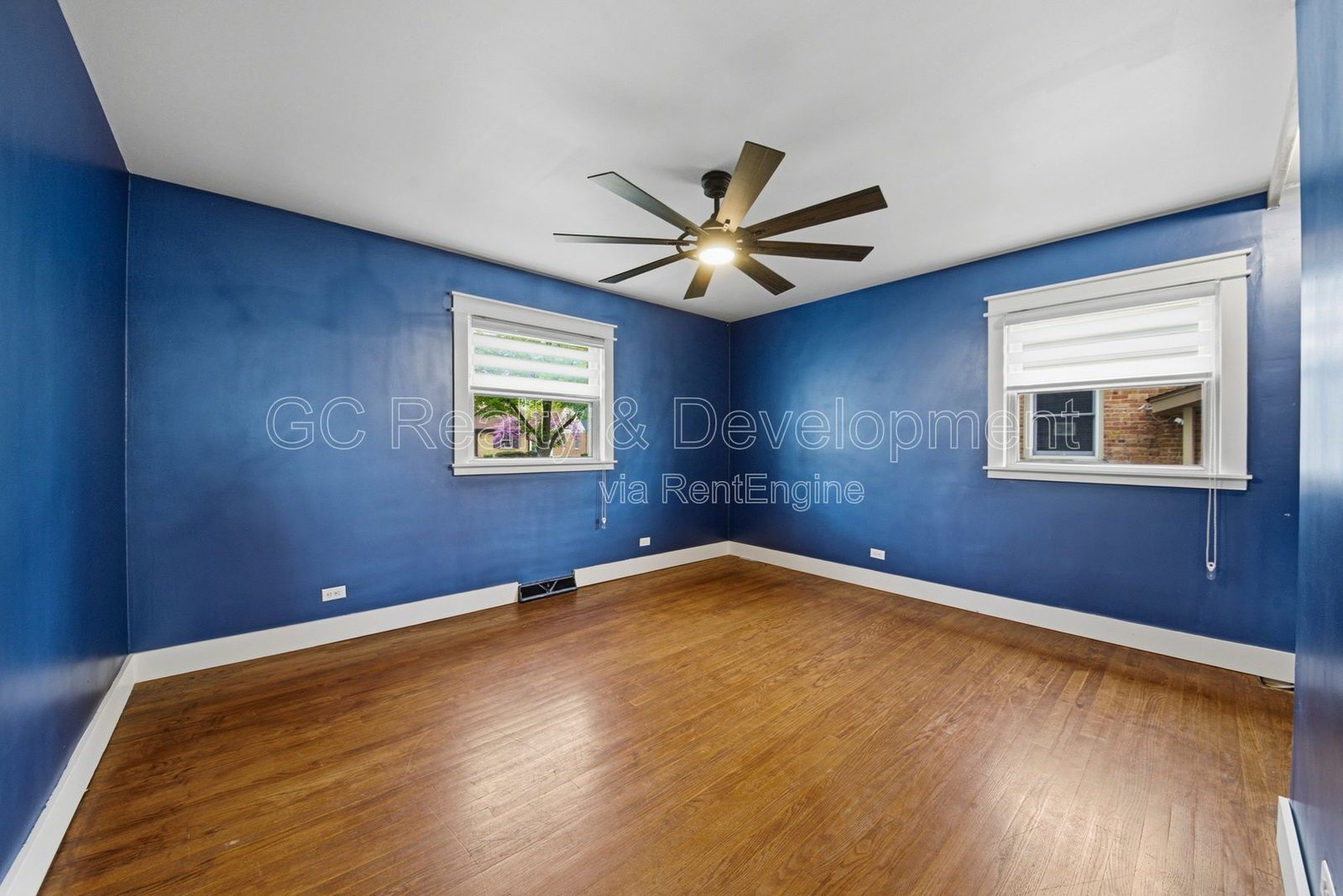 *** RECENTLY UPDATED / 3 BDRM / FRESH PAINT / FENCED YARD / FINISHED BSMT / DETACHED GARAGE *** property image