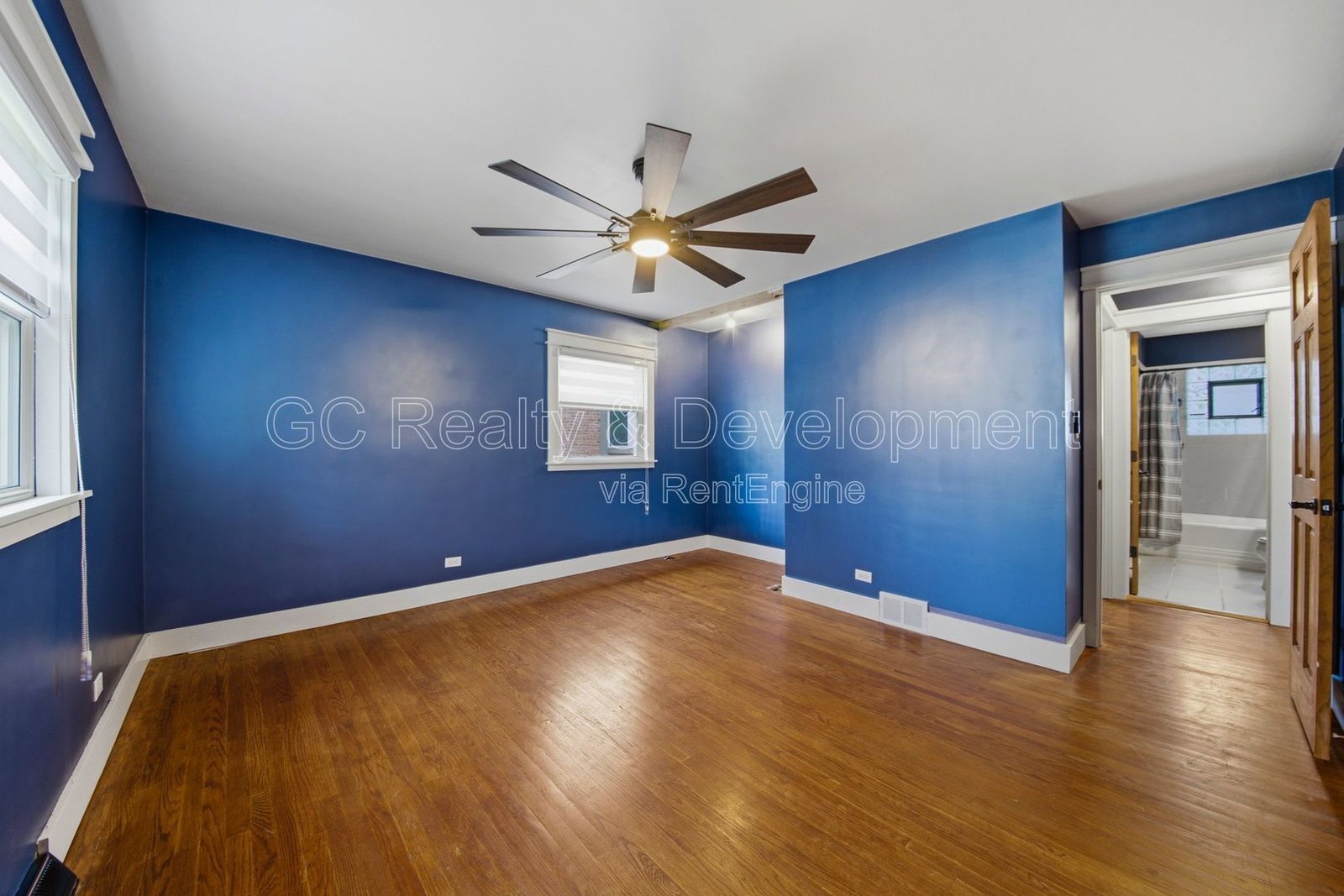 *** RECENTLY UPDATED / 3 BDRM / FRESH PAINT / FENCED YARD / FINISHED BSMT / DETACHED GARAGE *** property image