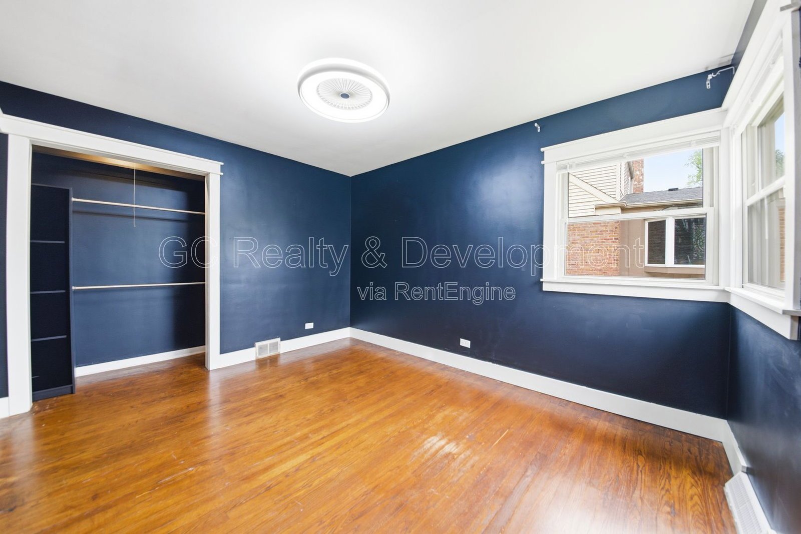 *** RECENTLY UPDATED / 3 BDRM / FRESH PAINT / FENCED YARD / FINISHED BSMT / DETACHED GARAGE *** property image