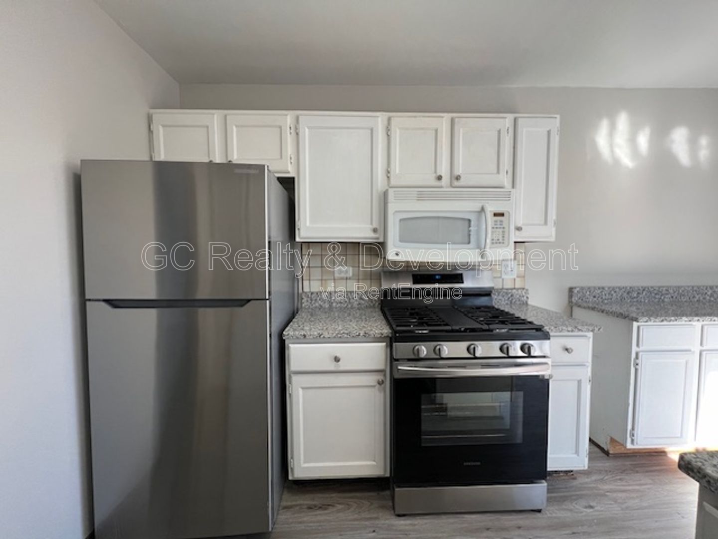 *** COMING SOON 5/22/26! / 2 BDRM - 2 BTH / SCHOOL DISTRICT 68 / 2ND FLOOR UNIT / PET FRIENDLY / ATTACHED GARAGE  *** property image
