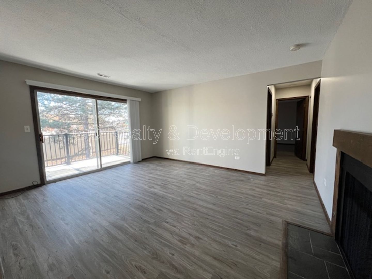 *** COMING SOON 5/22/26! / 2 BDRM - 2 BTH / SCHOOL DISTRICT 68 / 2ND FLOOR UNIT / PET FRIENDLY / ATTACHED GARAGE  *** property image