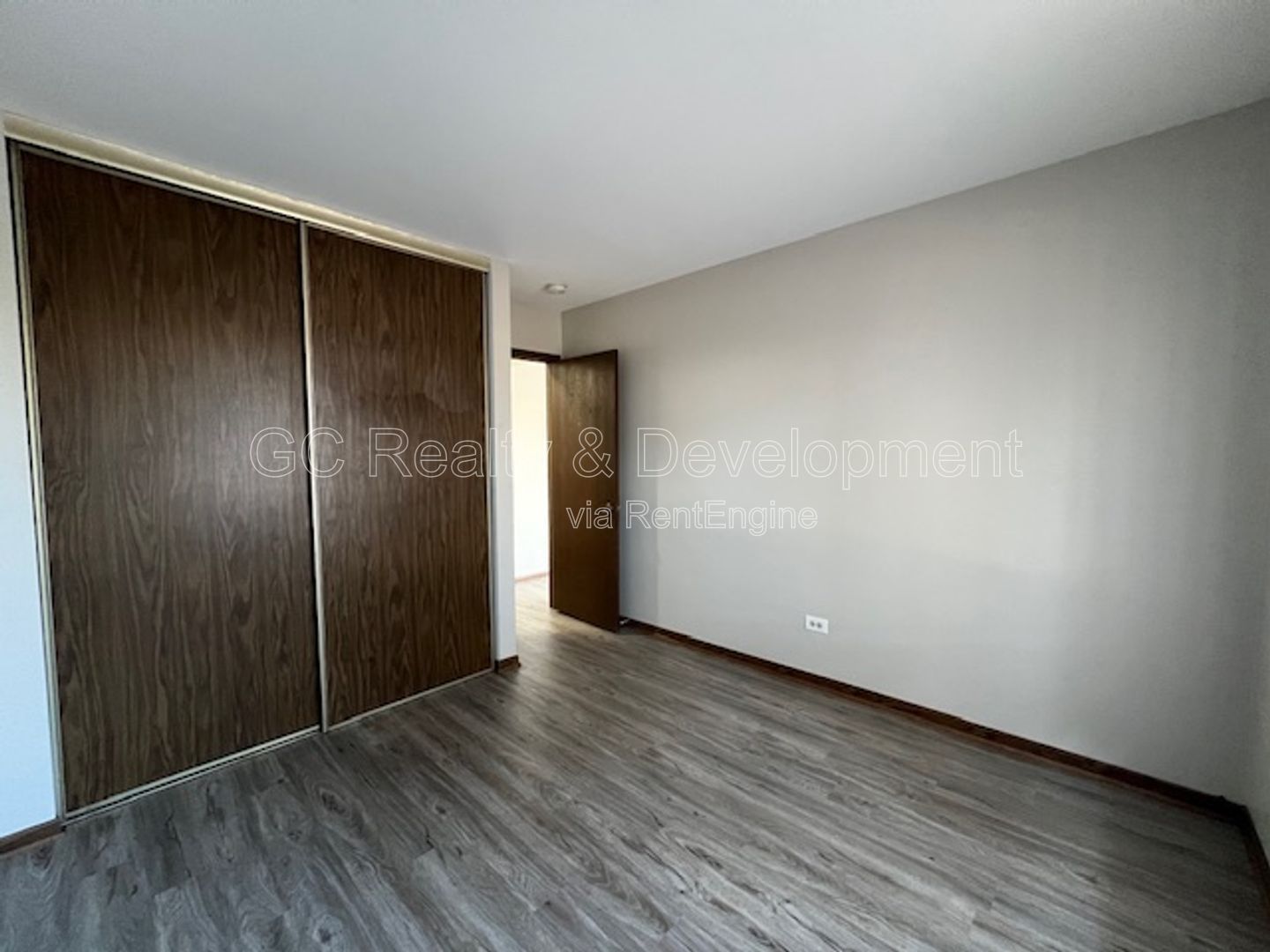 *** COMING SOON 5/22/26! / 2 BDRM - 2 BTH / SCHOOL DISTRICT 68 / 2ND FLOOR UNIT / PET FRIENDLY / ATTACHED GARAGE  *** property image