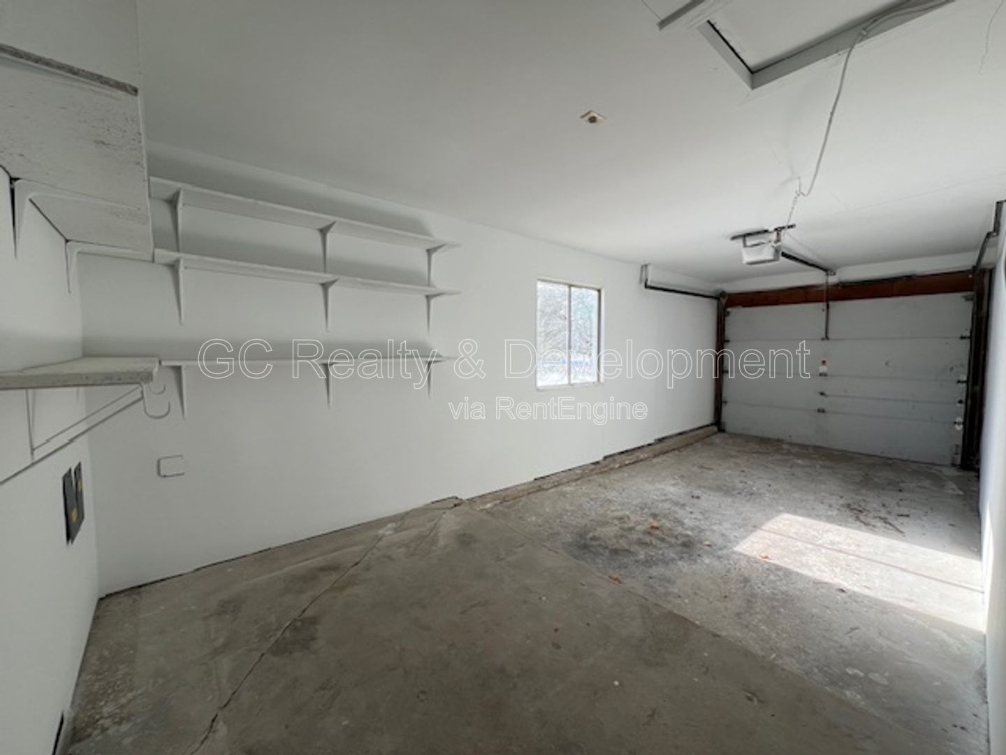 *** COMING SOON 5/22/26! / 2 BDRM - 2 BTH / SCHOOL DISTRICT 68 / 2ND FLOOR UNIT / PET FRIENDLY / ATTACHED GARAGE  *** property image