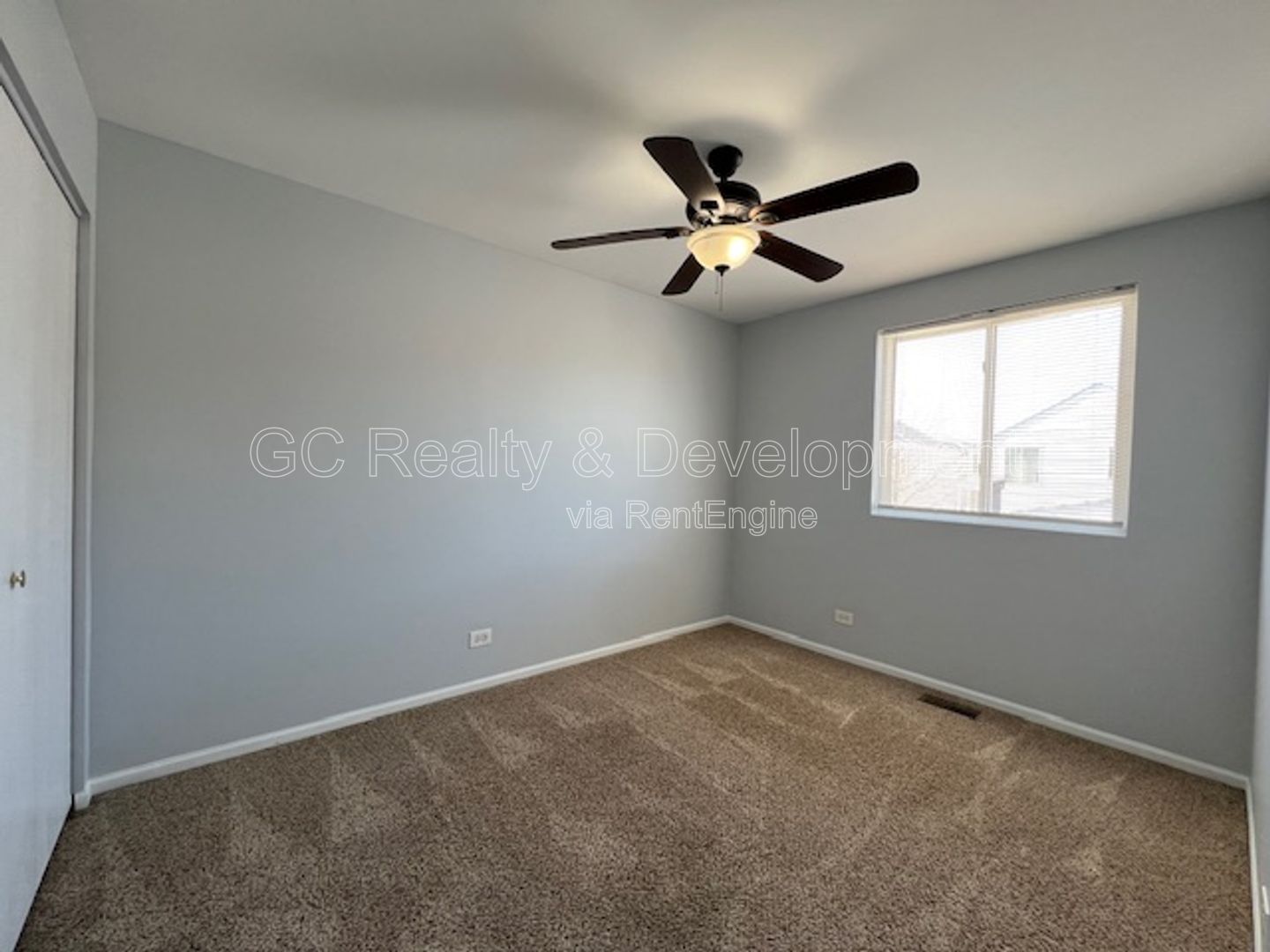 *** COMING SOON 5/22/26! / 3 BDRM - 2.5 BTH / RECENTLY UPDATED / PET FRIENDLY / W&D IN UNIT / SS APPL / FRONT PORCH *** property image