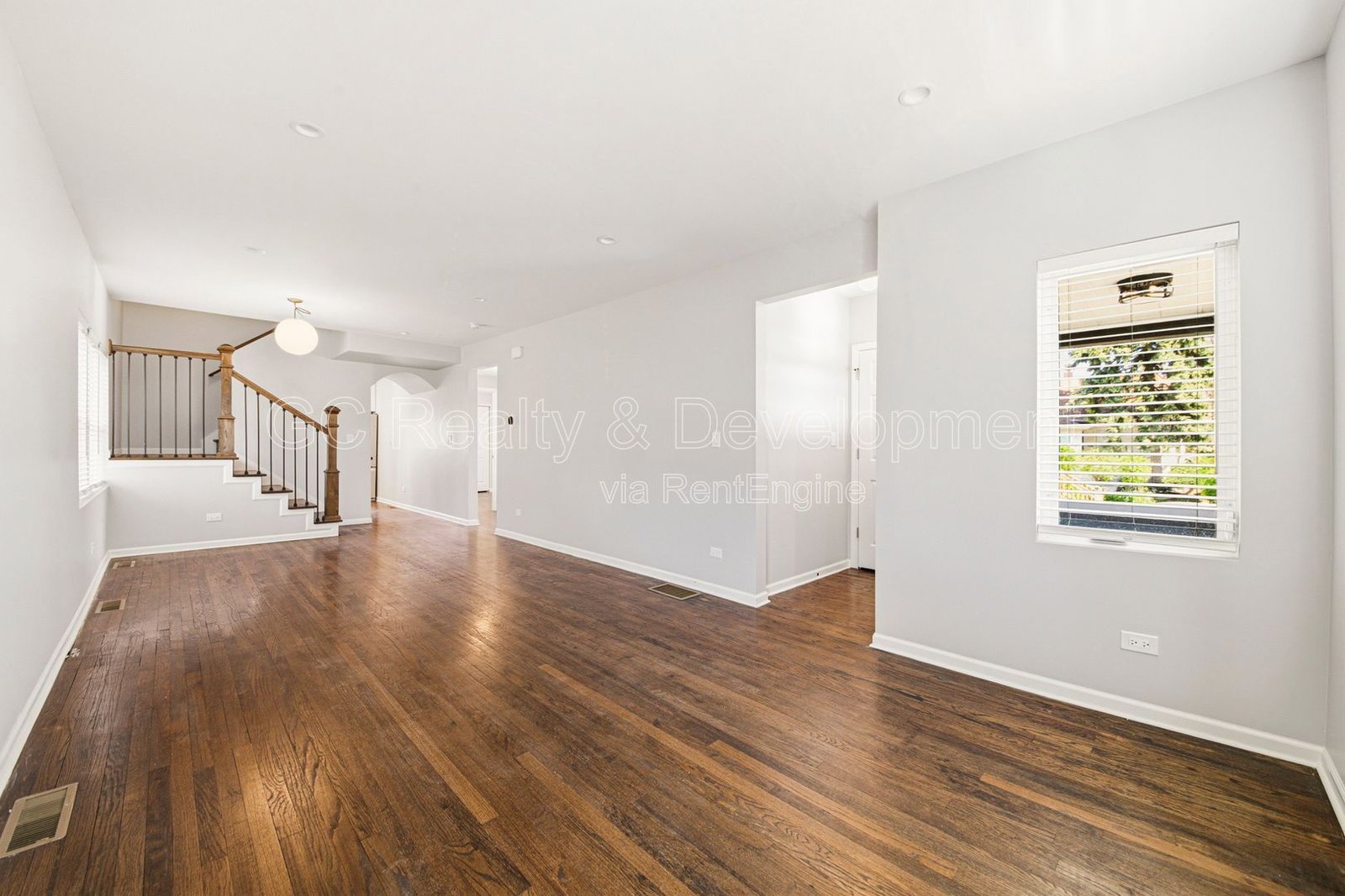 *** 4 BDRM - 2 BTH / UPDATED THROUGHOUT / PET FRIENDLY / FENCED YARD / HARDWOOD FLOORS *** property image
