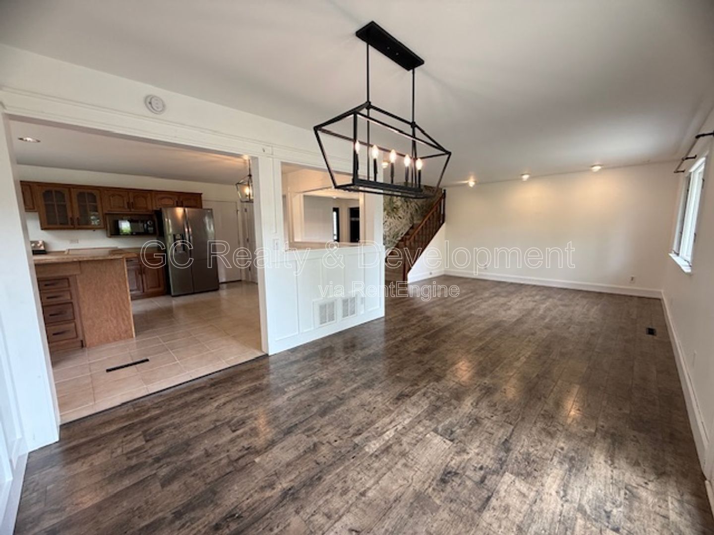 *** 4 BDRM - 2 BTH / FINISHED BSMT / PET FRIENDLY / UPDATED THROUGHOUT / FENCED YARD *** property image