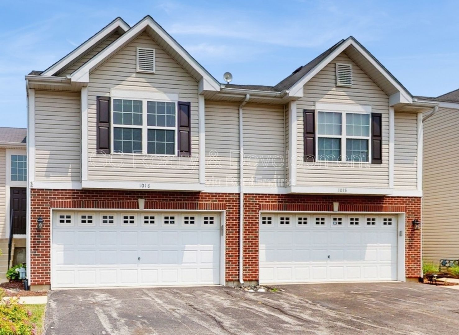 *** AVAIL 5/15 / NEWER CONSTRUCTION / 2 BDRM - 2 BTH / PET FRIENDLY / CENTRAL AC / ATTACHED GARAGE *** property image