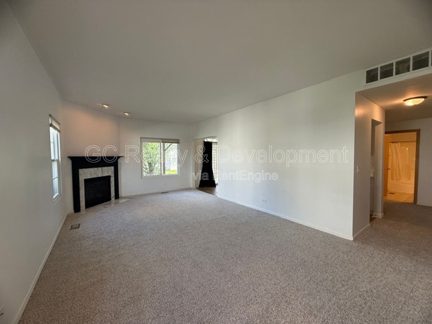 *** 2 BDRM - 2 BTH / PET FRIENDLY / ATTACHED GARAGE / REAR PATIO W  BALCONY *** property image