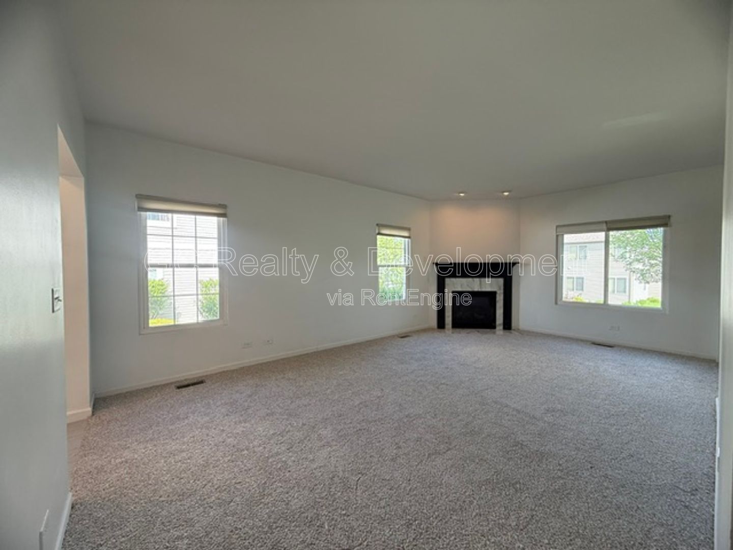 *** 2 BDRM - 2 BTH / PET FRIENDLY / ATTACHED GARAGE / REAR PATIO W  BALCONY *** property image