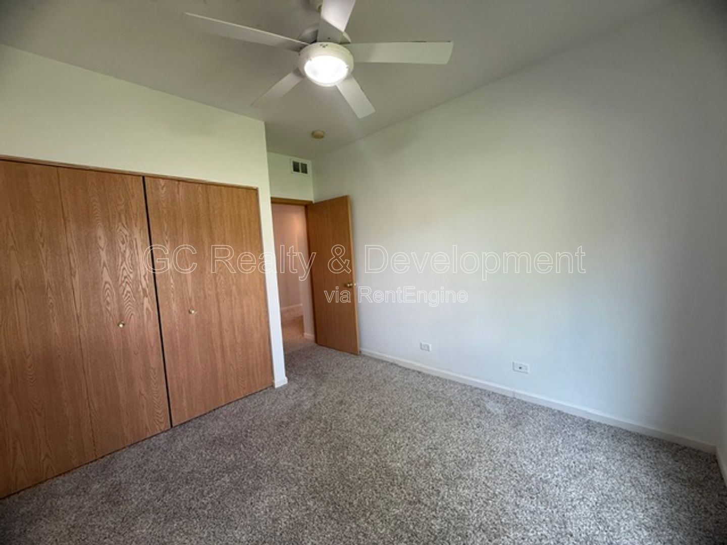 *** 3 BDRM - 2 BTH / GRANITE & SS APPL / LRG YARD / OPEN LAYOUT / DETACHED GARAGE *** property image