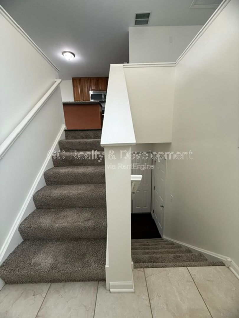 *** MOVE-IN SPECIAL! / NEWER CONSTRUCTION / 2 BDRM - 2 BTH / PET FRIENDLY / CENTRAL AC / ATTACHED GARAGE *** property image