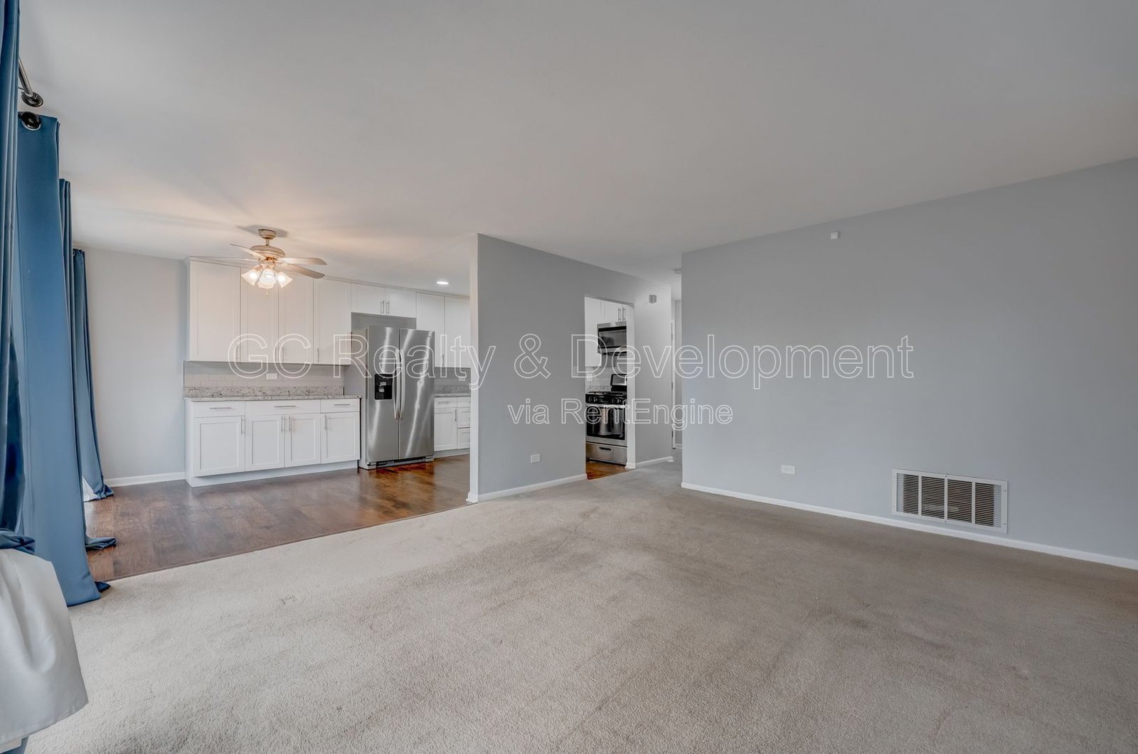 *** RECENTLY UPDATED / LARGE CLOSETS / W&D IN UNIT / COMMUTER FRIENDLY / SS APPL *** property image