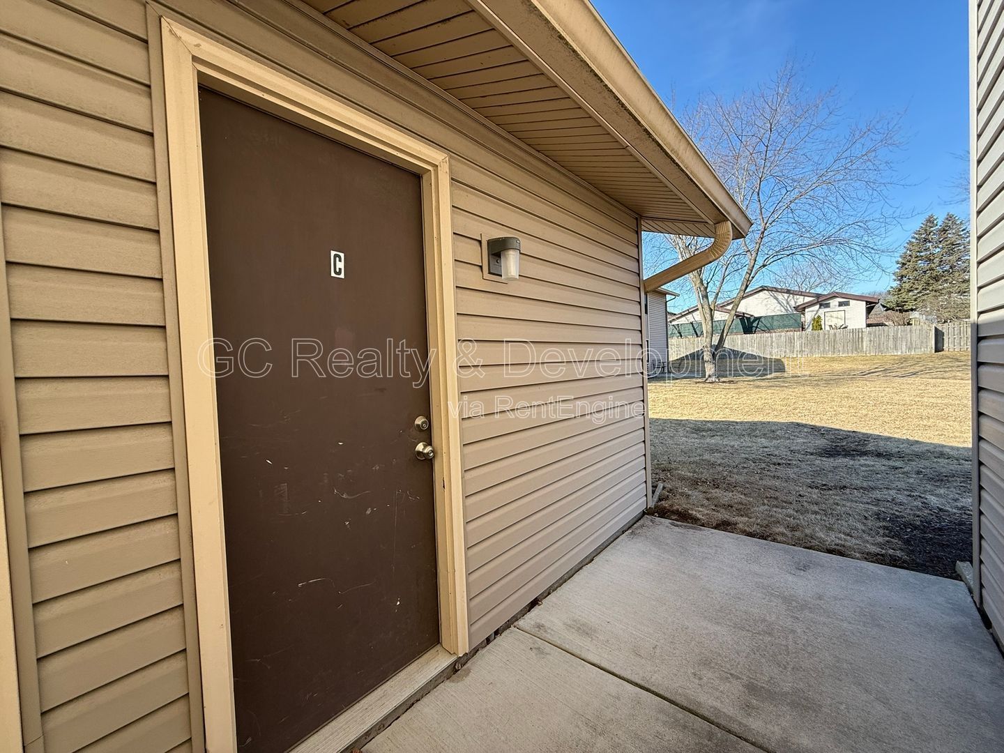 *** RECENTLY UPDATED / LARGE CLOSETS / W&D IN UNIT / COMMUTER FRIENDLY / SS APPL *** property image