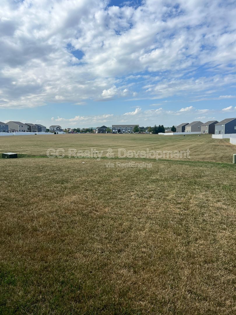 *** COMING SOON 6/15/26! / NEWER CONSTRUCTION / 4 BDRM - 2.5 BTH / PET FRIENDLY/ MASSIVE YARD / ATTACHED GARAGE *** property image