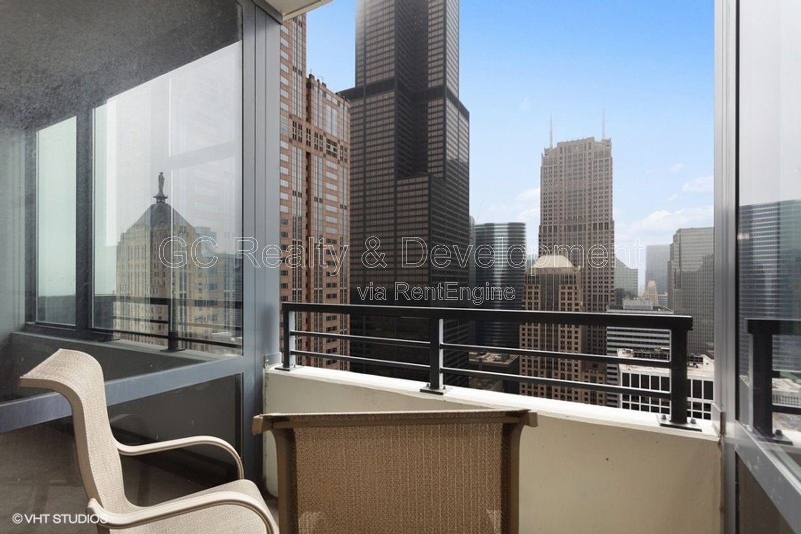 *** WEST LOOP / 2 BDRM - 3 BTH / PET FRIENDLY / 2 PARKING SPOTS / CABLE & STORAGE INCL *** property image