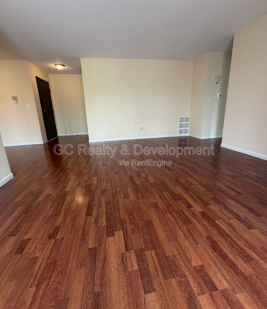 *** 2BR - 2BA / HARDWOOD FLOORS / IN UNIT LAUNDRY / CENTRAL AC / WALK TO TRAIN *** property image