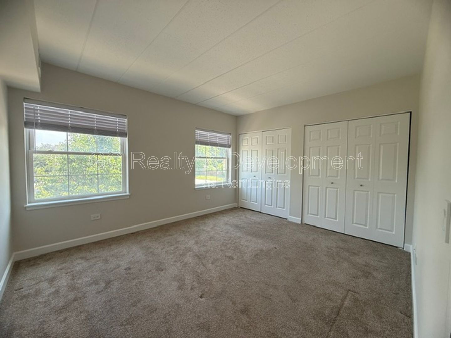*** 2 BDRM - 2 BTH / TONS OF CLOSET SPACE / DETACHED GARAGE / CENTRAL AC / STORAGE CLOSET *** property image