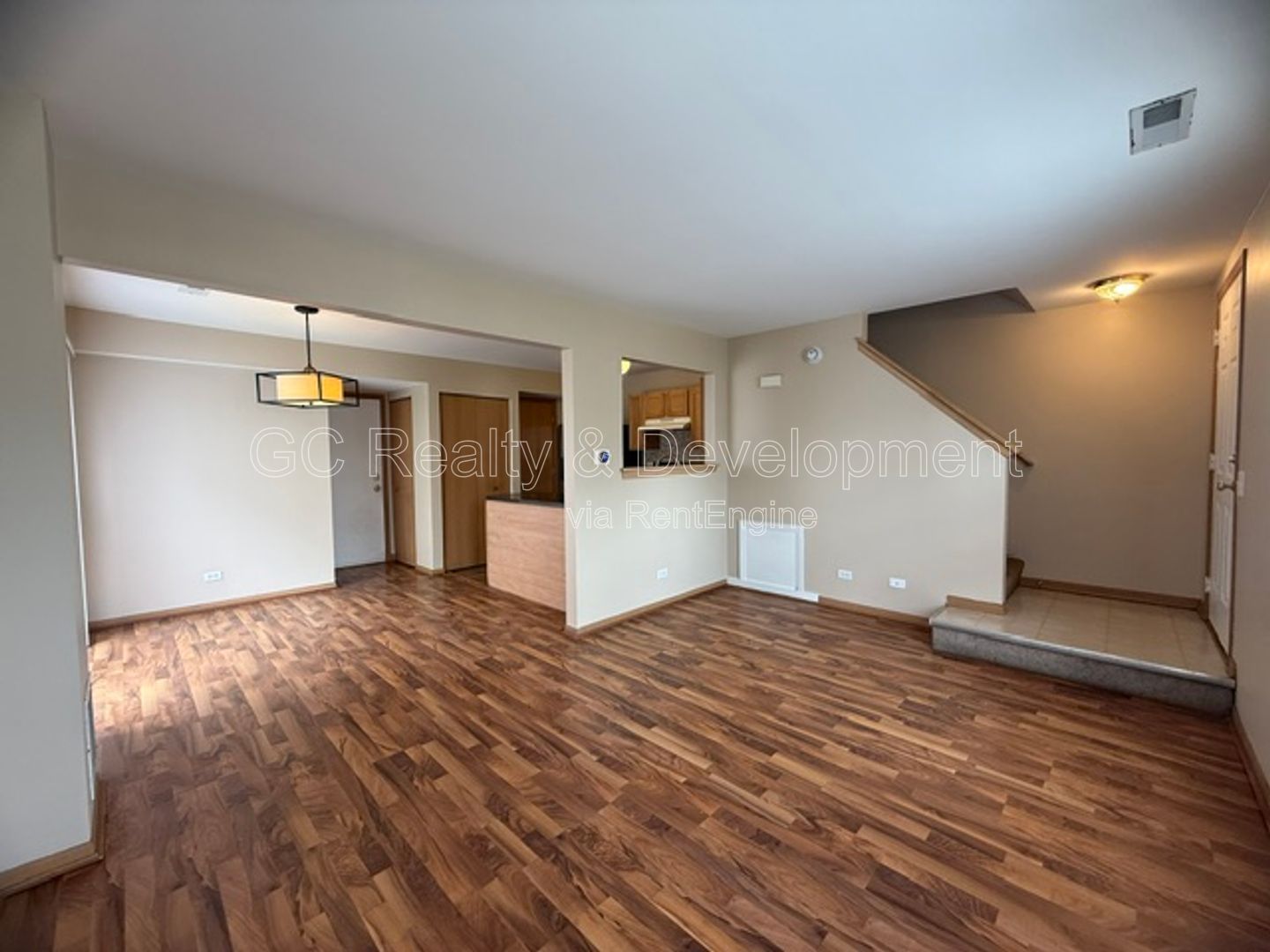 *** 3 BDRM - 1.5 BTH / CENTRAL AC / ATTACHED GARAGE / IN UNIT LAUNDRY / PET FRIENDLY *** property image