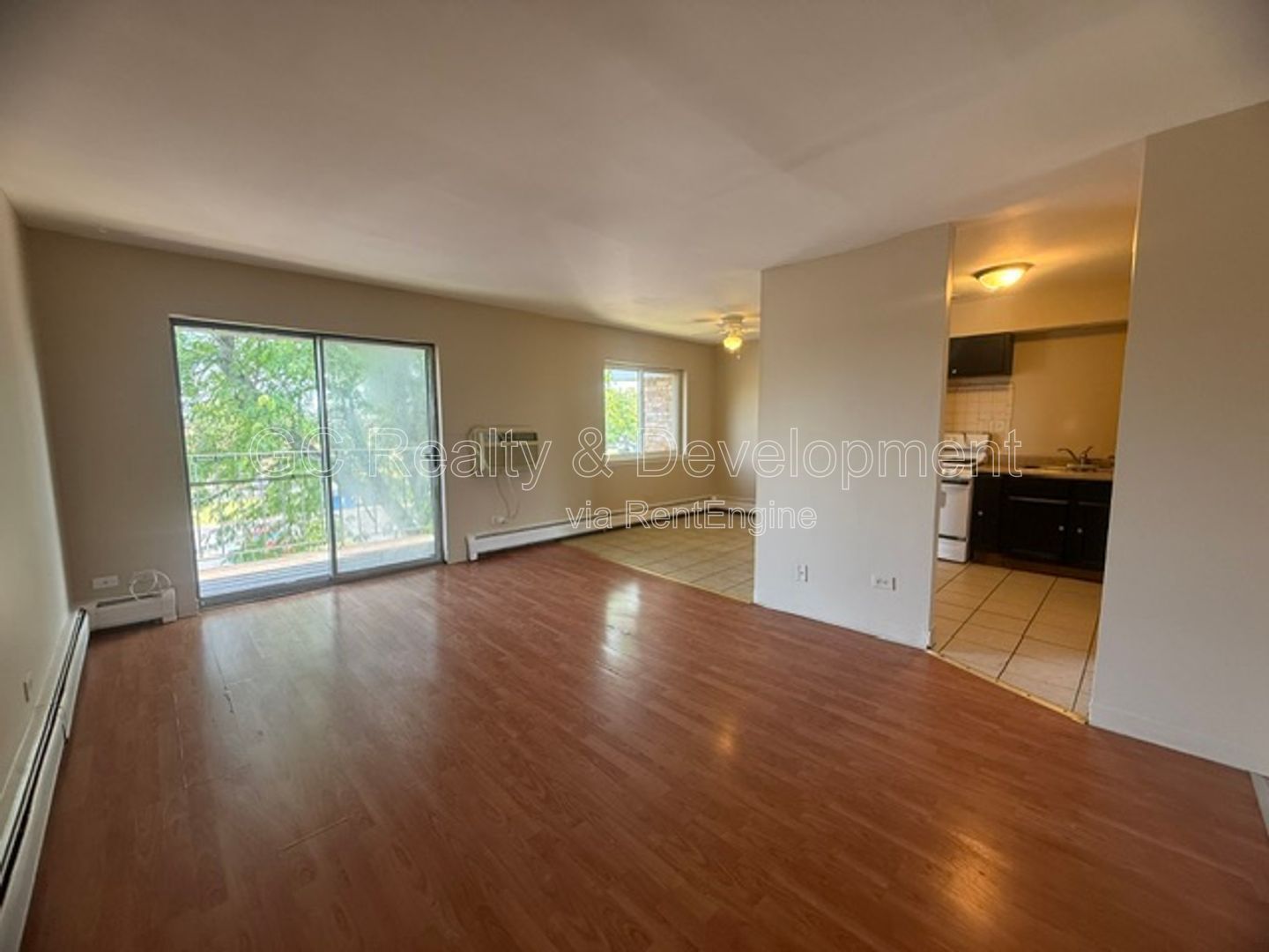 *** 2 BED / ONLY PAY ELECTRIC / BRAND NEW FLOORS / LAUNDRY ON SITE / PARKING INCL *** property image