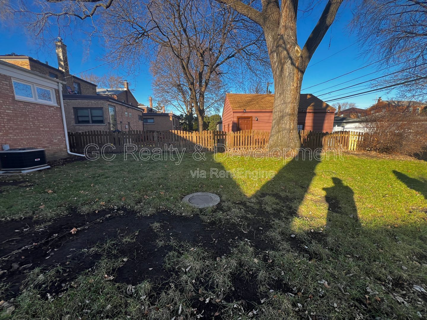 *** RECENTLY RENOVATED 3 BEDROOM / 2 BATH / FULL BASEMENT / DETACHED GARAGE *** property image