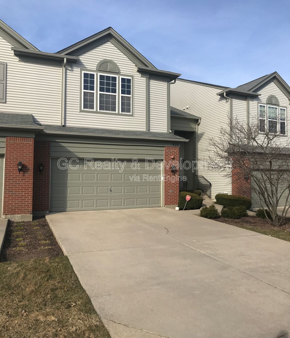 *** COMING SOON 7/15/26! / 3 BDRM+DEN / BASEMENT / 2 CAR GARAGE / 9 FT CEILINGS / 2ND FLOOR LAUNDRY / 2.5 BATHS*** property image