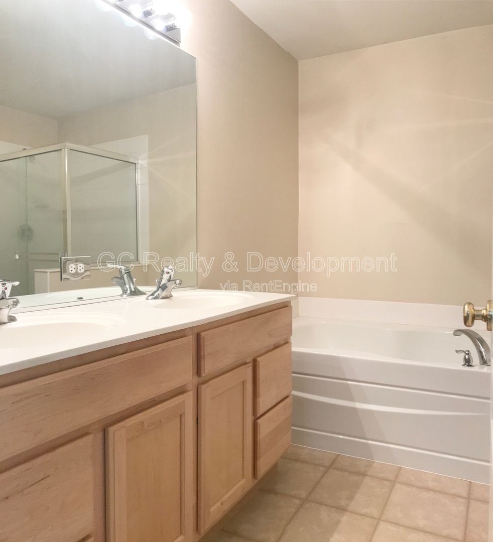 *** COMING SOON 7/15/26! / 3 BDRM+DEN / BASEMENT / 2 CAR GARAGE / 9 FT CEILINGS / 2ND FLOOR LAUNDRY / 2.5 BATHS*** property image