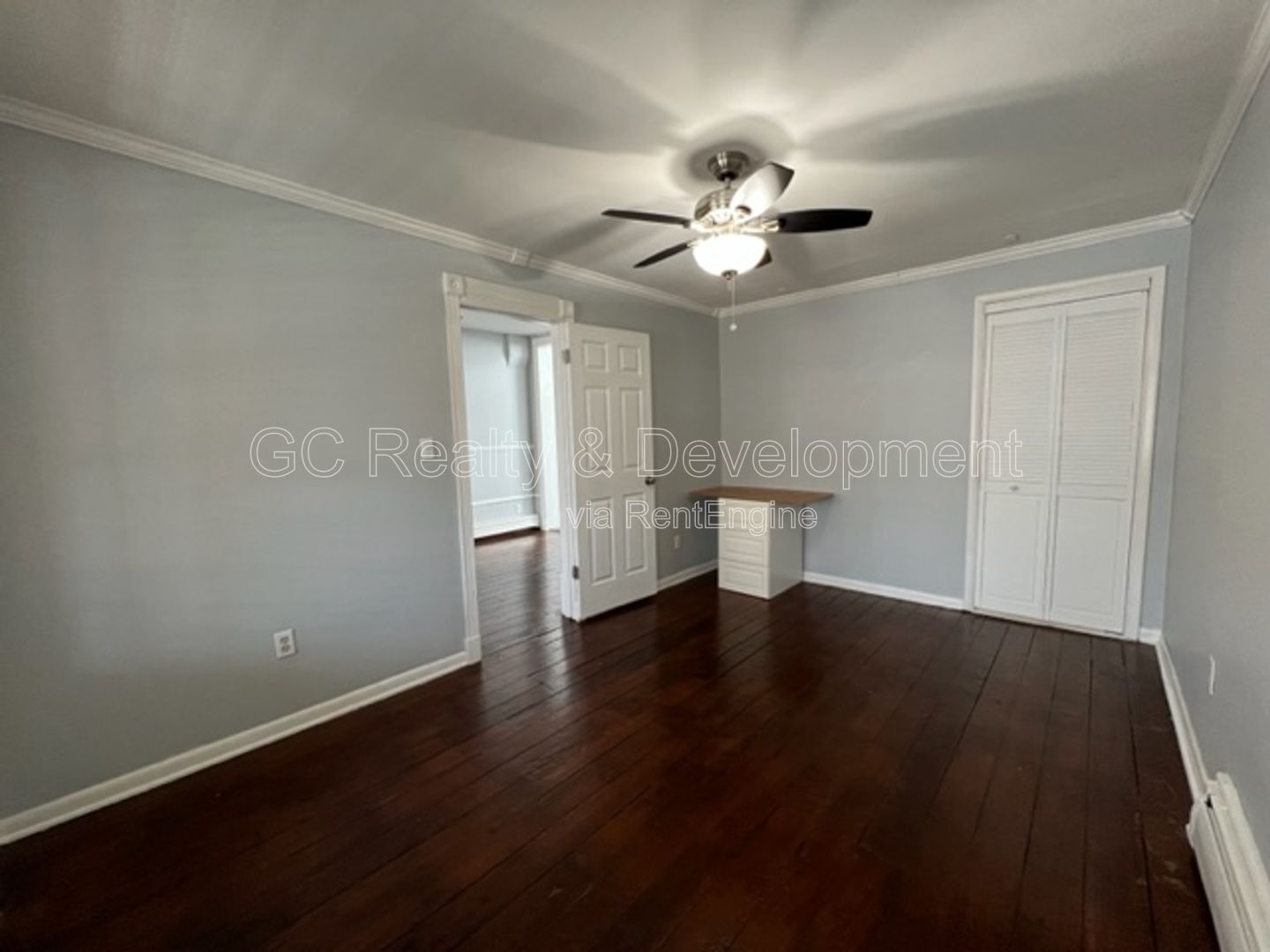 *** GREAT LEMONT LOCATION / SPACIOUS 1 BDRM / LAUNDRY IN UNIT / APPL INCL / PARKING INCL*** property image