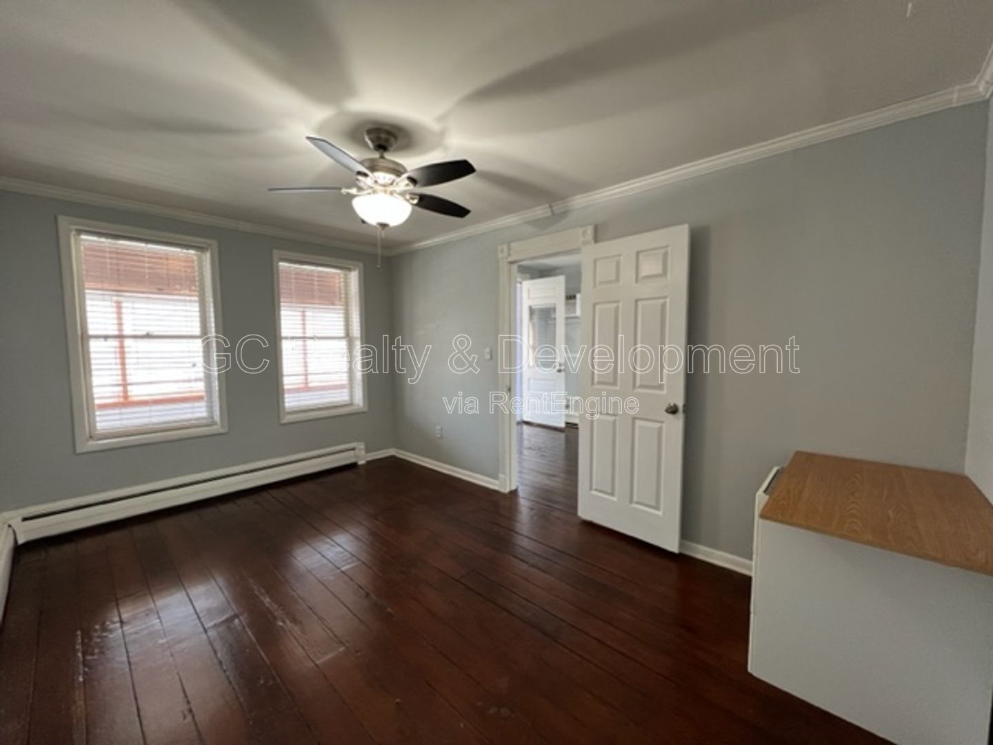 *** GREAT LEMONT LOCATION / SPACIOUS 1 BDRM / LAUNDRY IN UNIT / APPL INCL / PARKING INCL*** property image