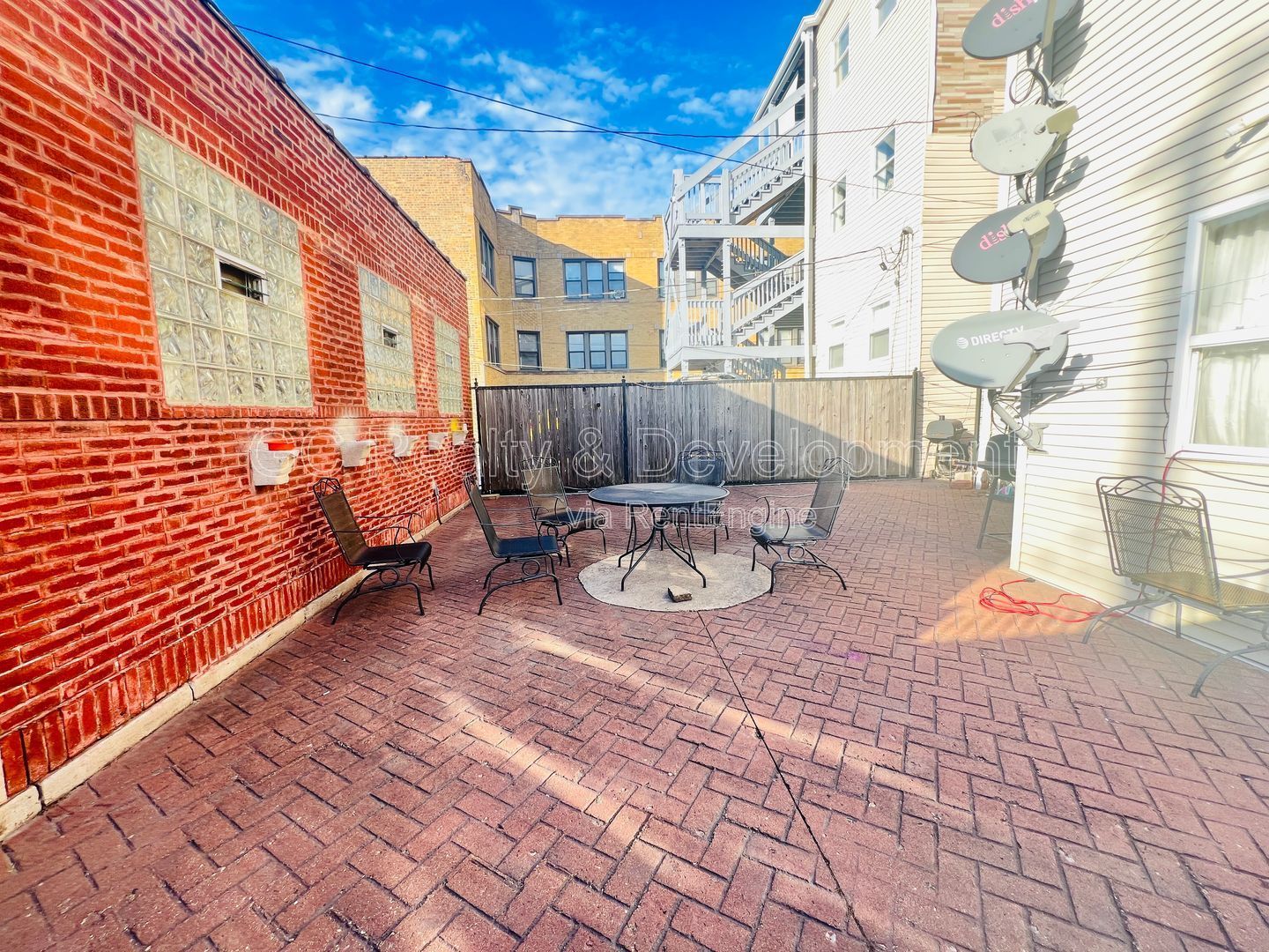 ***CHICAGO LAWN NEIGHBOORHOOD / 2 BDRM - 1 BTH / CENTRAL AIR / APPL INCL / STREET PARKING*** property image