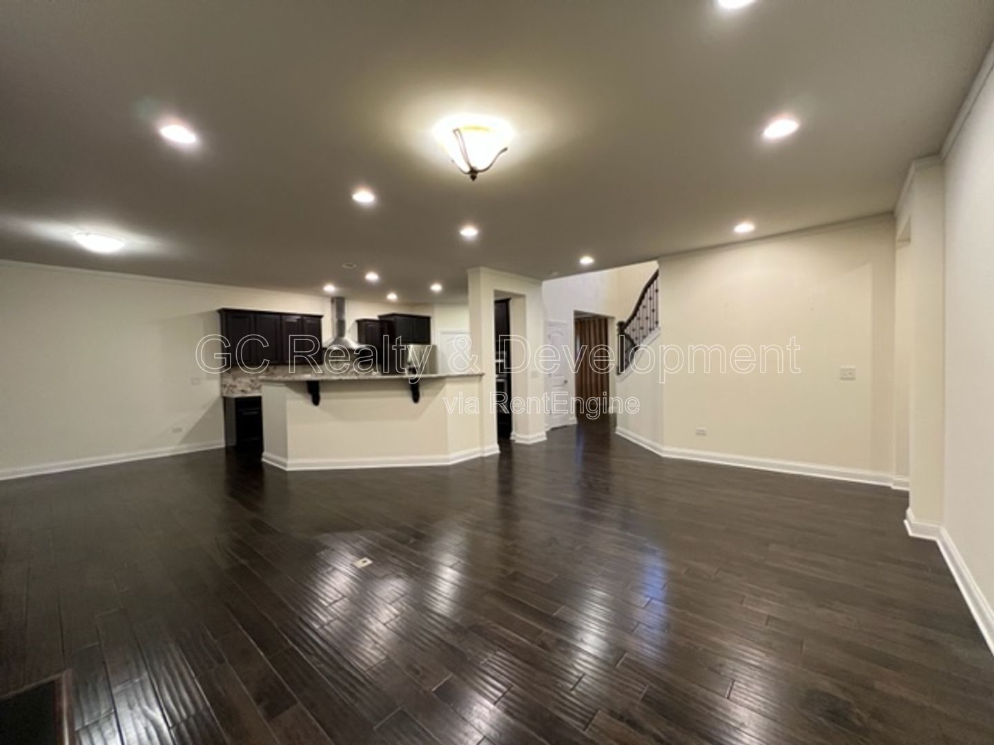 *** 204 SCHOOL DISTRICT / 5 BDRM - 4 BTH / GOURMET KITCHEN W BREAKFAST BAR / FINISHED BSMT *** property image