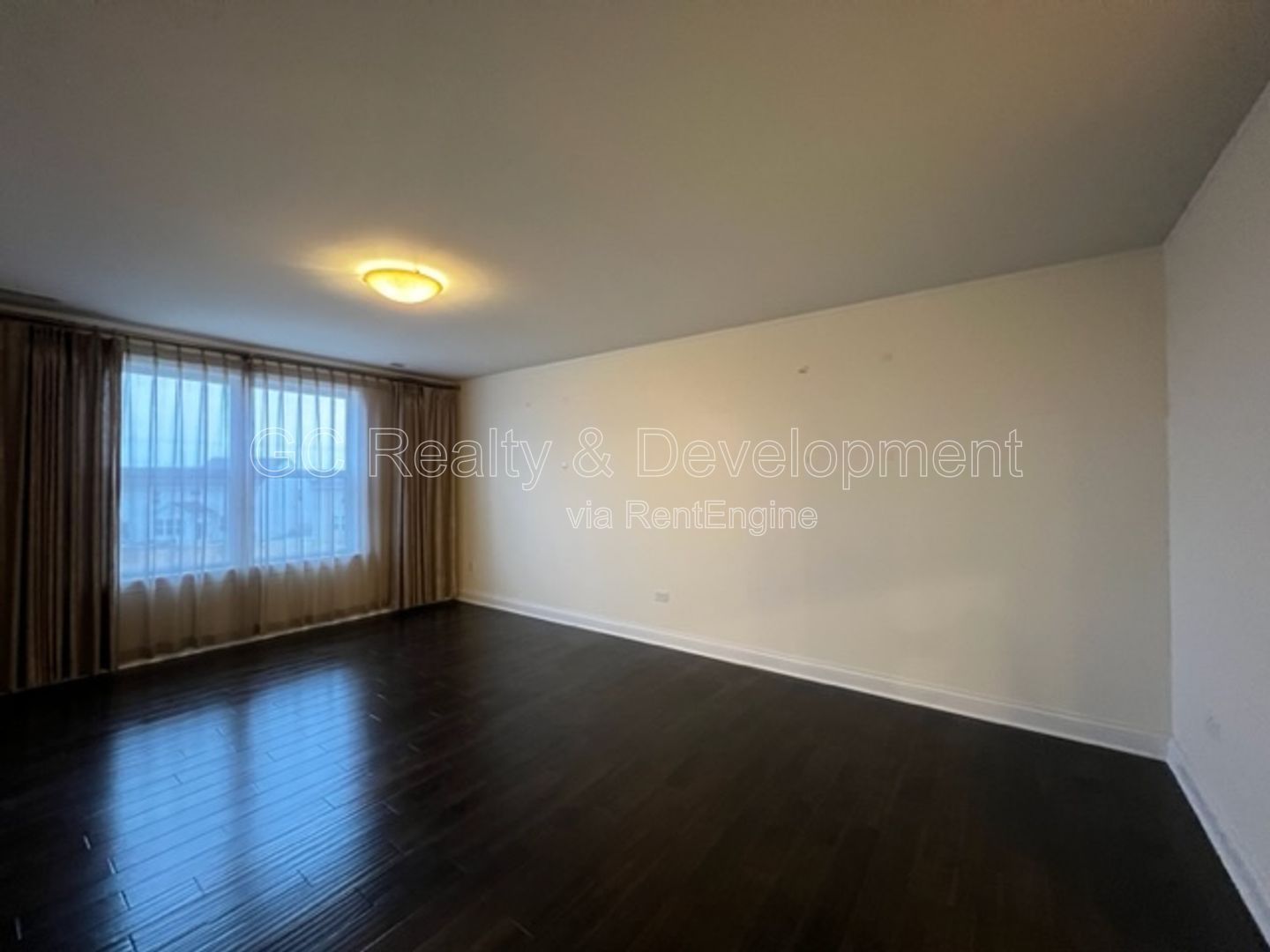 *** 204 SCHOOL DISTRICT / 5 BDRM - 4 BTH / GOURMET KITCHEN W BREAKFAST BAR / FINISHED BSMT *** property image