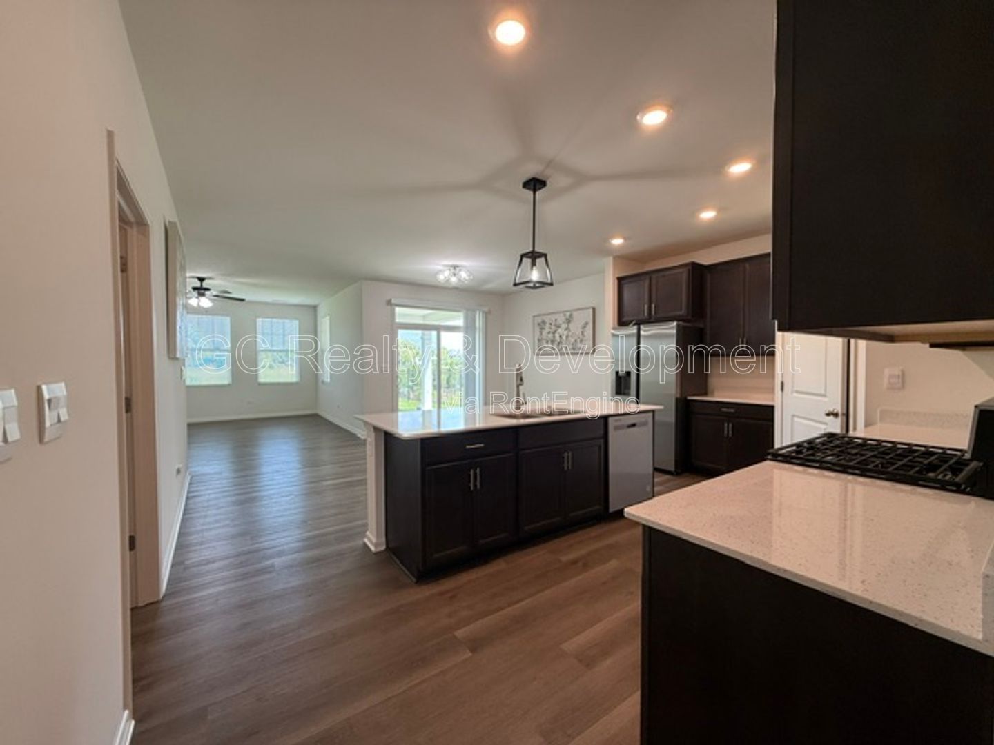 *** 3BR-2BA / RECENTLY UPDATED / SS APPLIANCES / IN-UNIT LAUNDRY / CENTRAL AIR / GARAGE *** property image