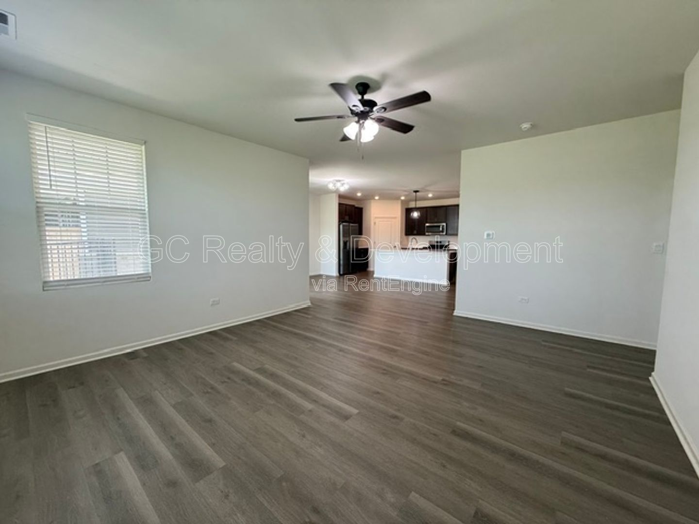 *** 3BR-2BA / RECENTLY UPDATED / SS APPLIANCES / IN-UNIT LAUNDRY / CENTRAL AIR / GARAGE *** property image