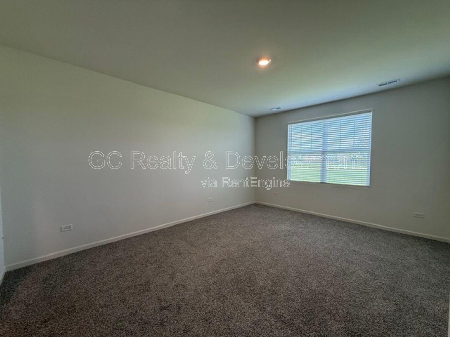 *** 3BR-2BA / RECENTLY UPDATED / SS APPLIANCES / IN-UNIT LAUNDRY / CENTRAL AIR / GARAGE *** property image