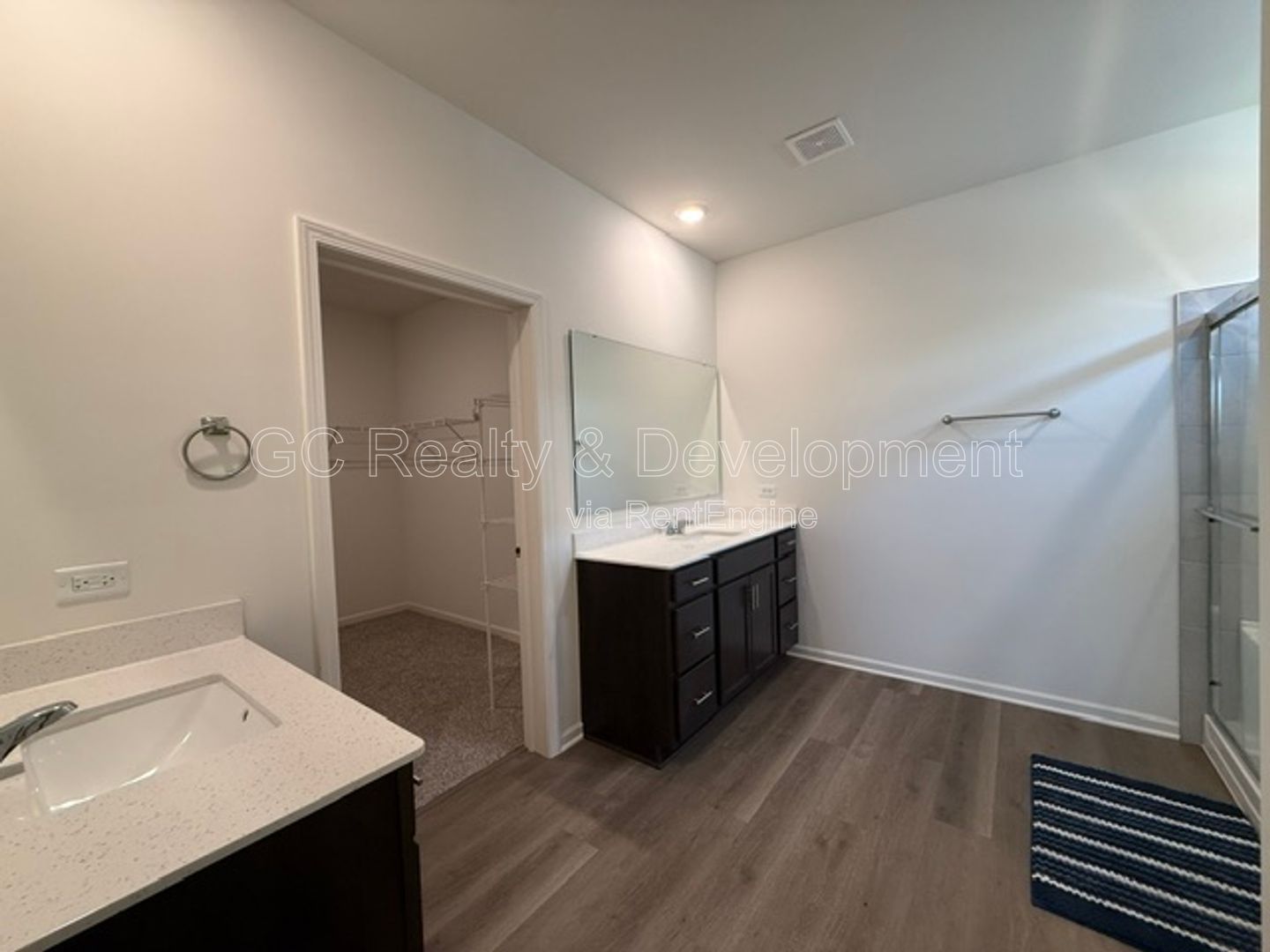 *** 3BR-2BA / RECENTLY UPDATED / SS APPLIANCES / IN-UNIT LAUNDRY / CENTRAL AIR / GARAGE *** property image