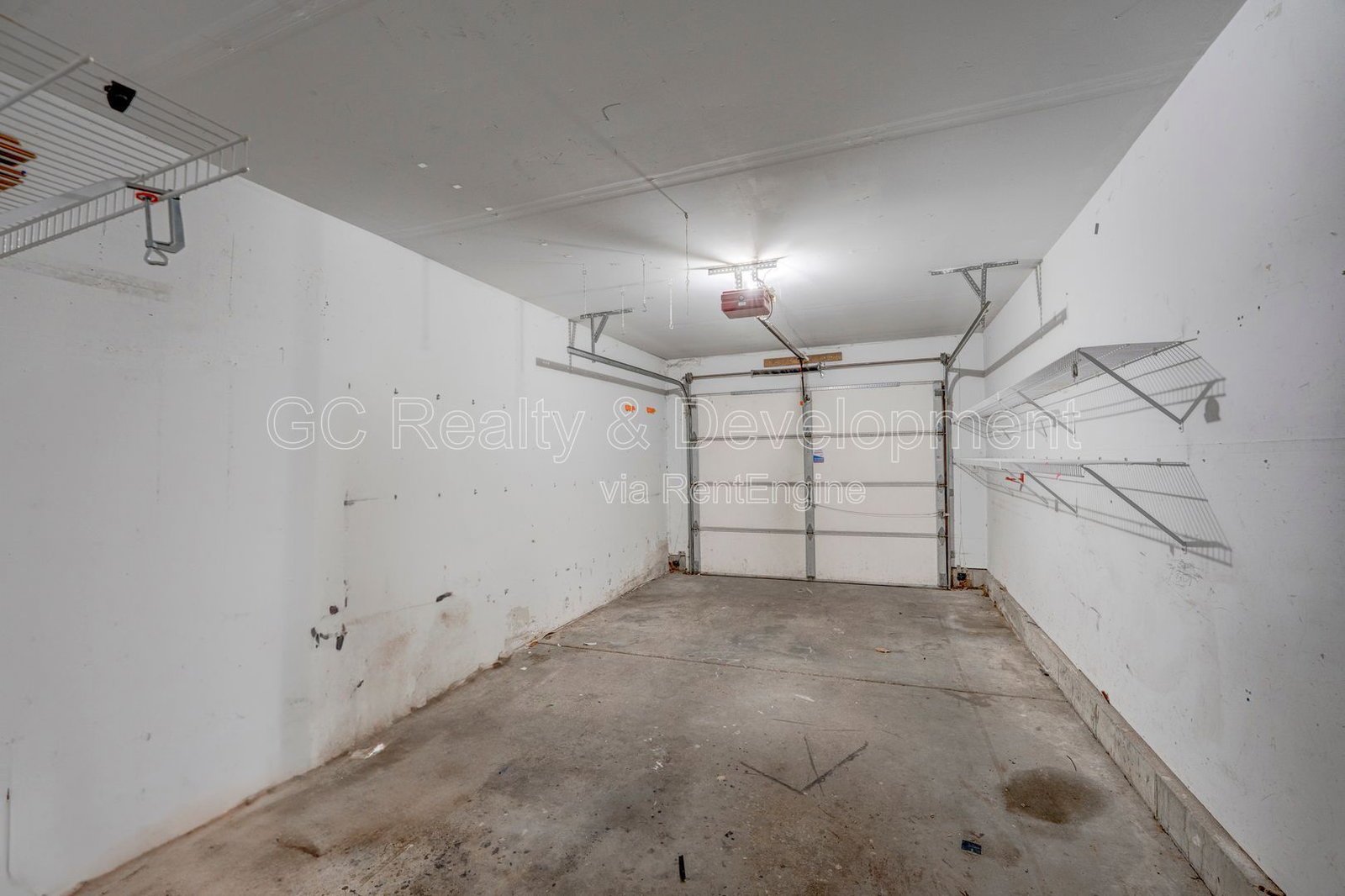 *** CUL-DE-SAC TOWNHOME / ATTACHED GARAGE / TRANSIT NEARBY / W& IN UNIT *** property image