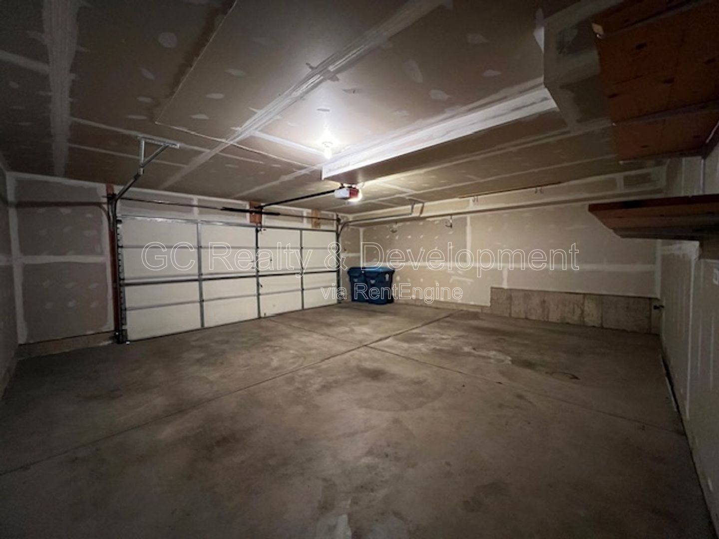 ***COMING SOON 8-1-26! / 3BDRM - 2.5BTH / END UNIT / SS APPLIANCES / 2ND FLOOR LAUNDRY / LOWER-LEVEL BONUS ROOM*** property image