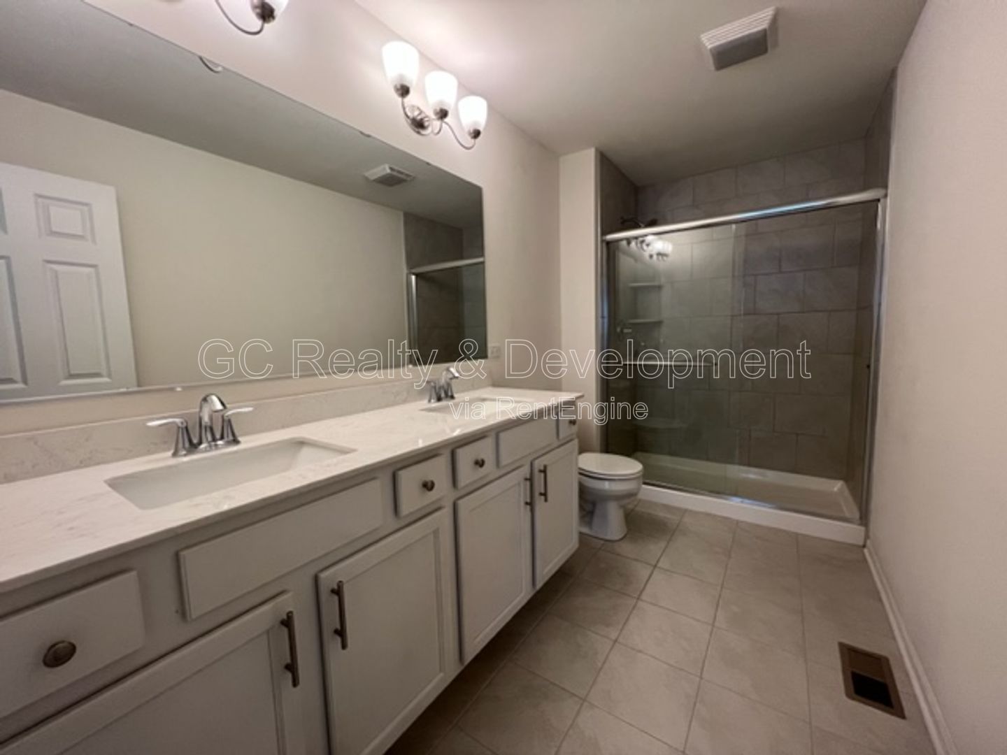 *** NEWER CONTRUCTION / EMERSON PARK / CENTRAL AIR / FINISHED LOWER LEVER / SS APPLIANCES / ATTACHED GARAGE *** property image
