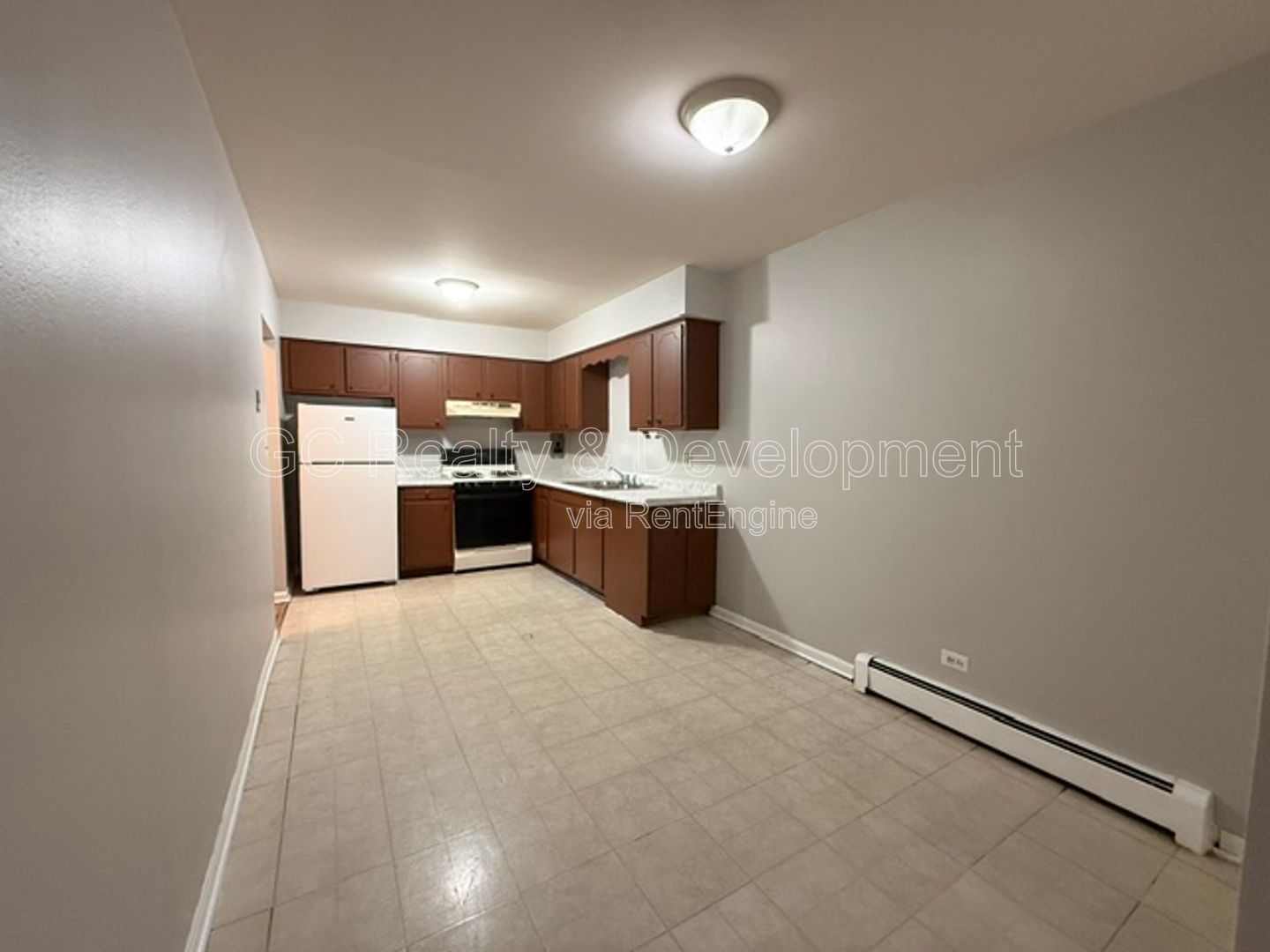 *** 2 BDRM / 2 PARKING SPOTS / TENANTS ONLY PAY ELECTRIC / NEAR SHOPPING & TRANSIT *** property image