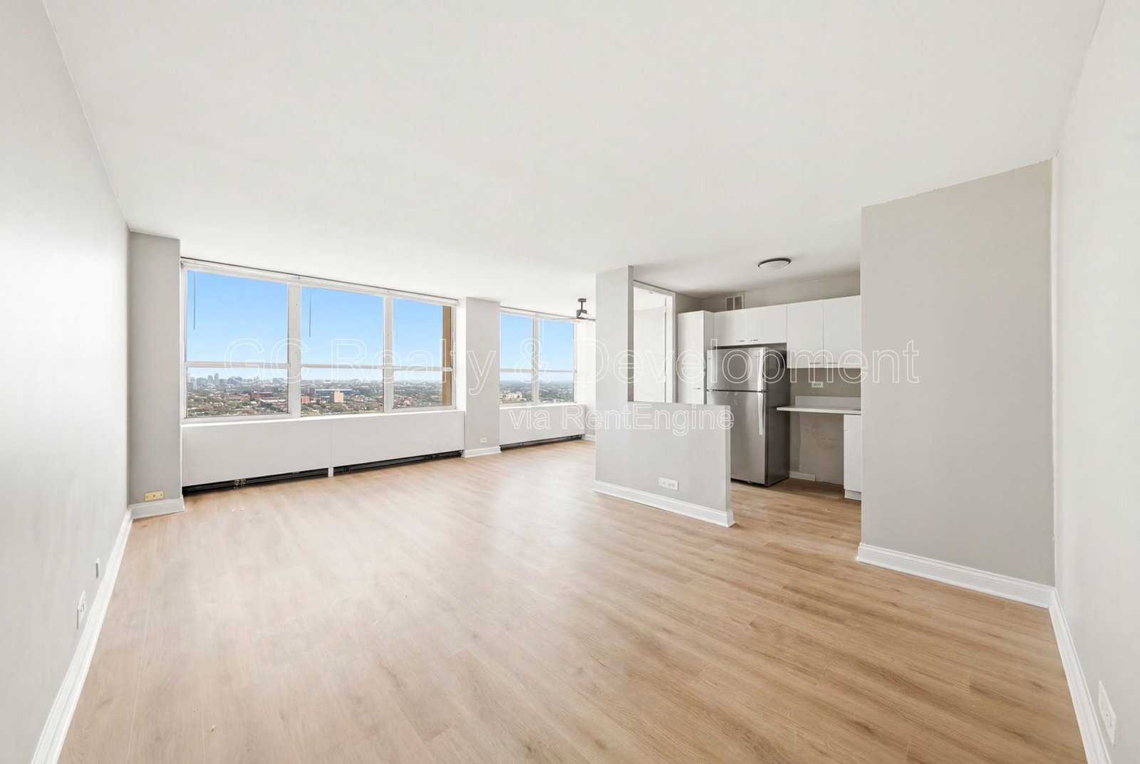 *** 1 BDRM / CENTRAL AC / FULLY AMENITY BUILDING / RECENTLY UPDATED / PARKING SPOT INCL *** property image