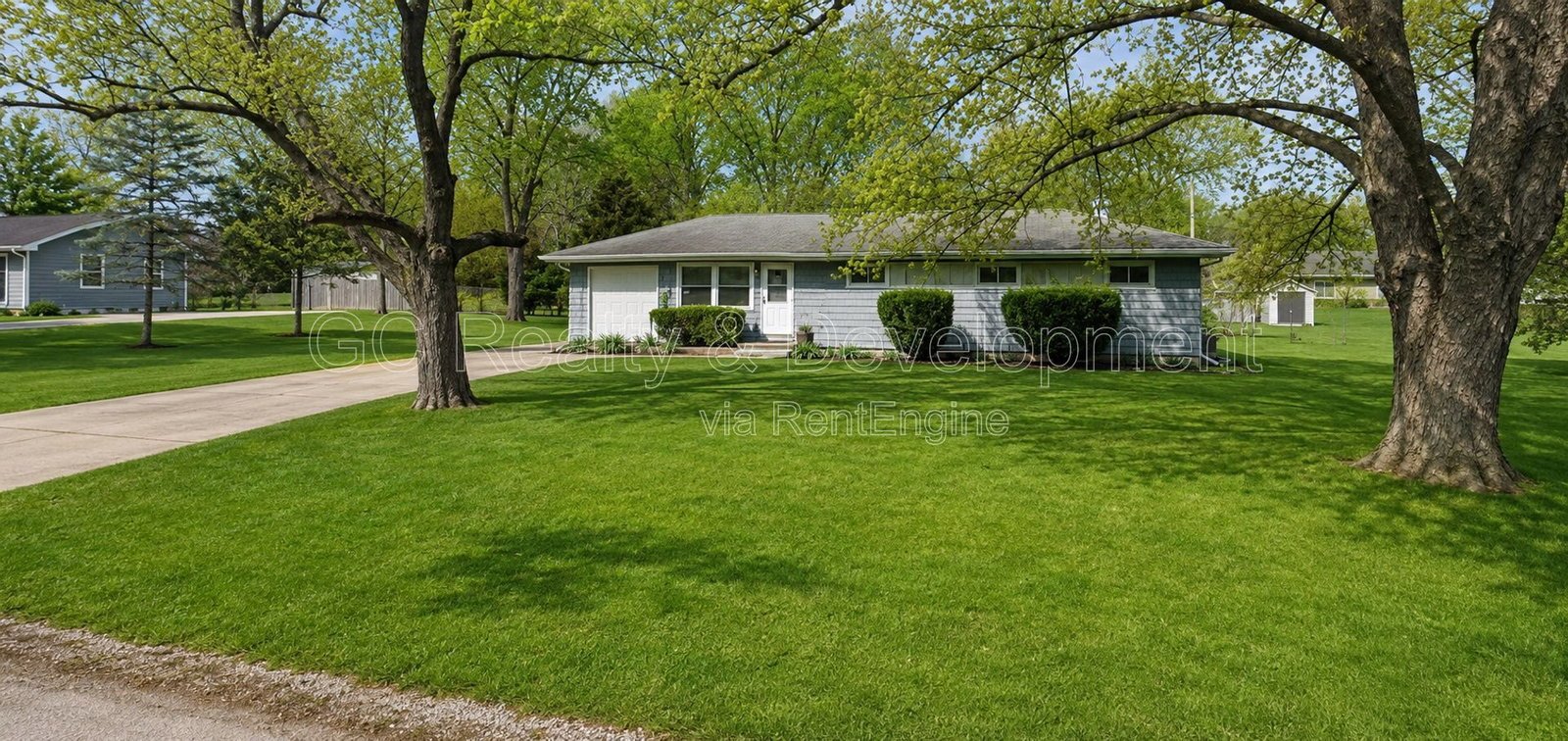 *** COMING SOON 8/20/26! / CORNER LOT / 4BR / CENTRAL AIR / IN-UNIT LAUNDRY / PARTIALLY FINISHED BASEMENT *** property image