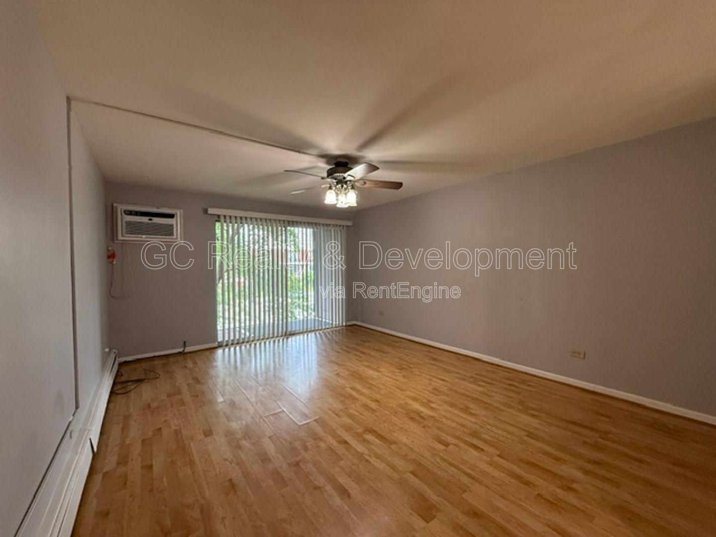 *** 2BR-1BA / APPLIANCES INCLUDED / EASY COMMUTE / HIGHLAND CROSSING *** property image