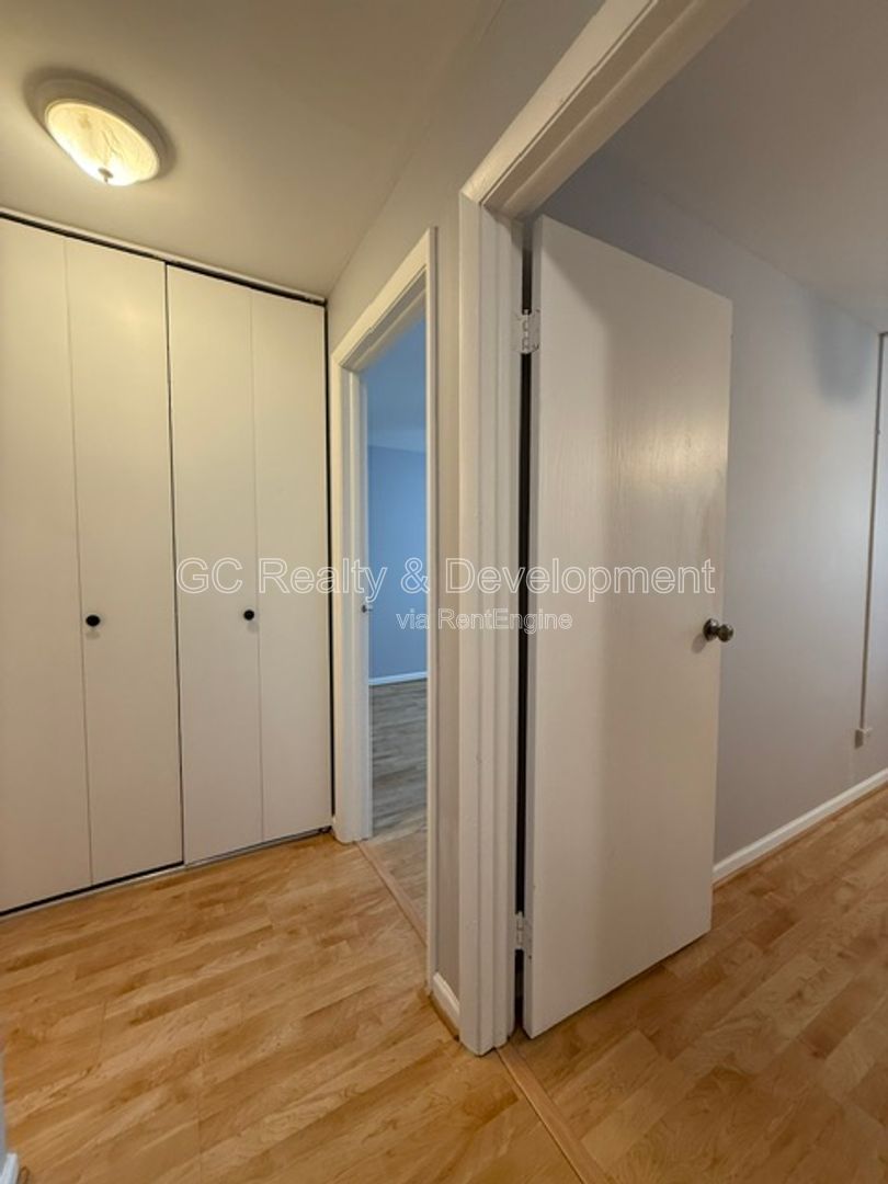 *** 2BR-1BA / APPLIANCES INCLUDED / EASY COMMUTE / HIGHLAND CROSSING *** property image