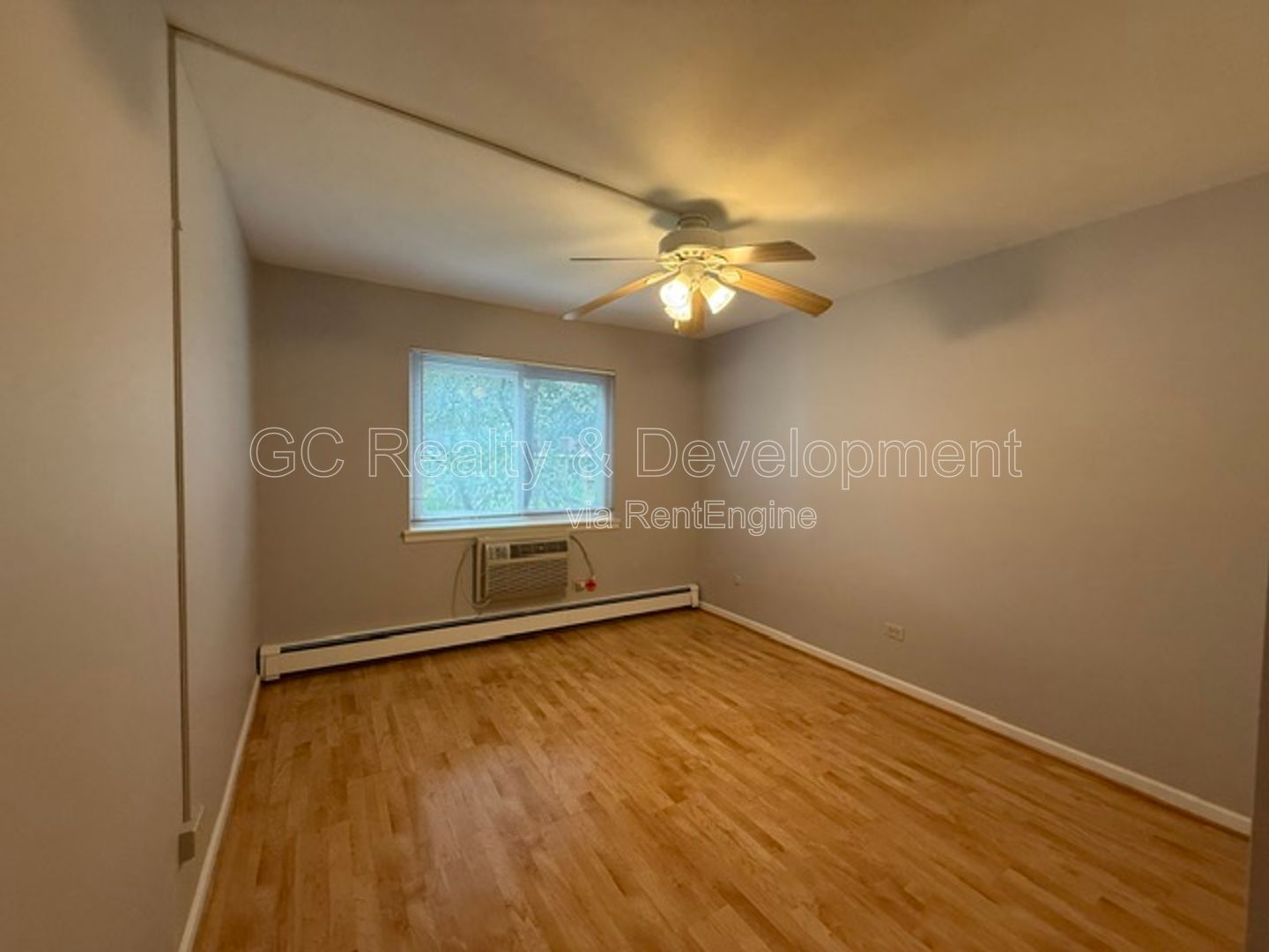 *** 2BR-1BA / APPLIANCES INCLUDED / EASY COMMUTE / HIGHLAND CROSSING *** property image
