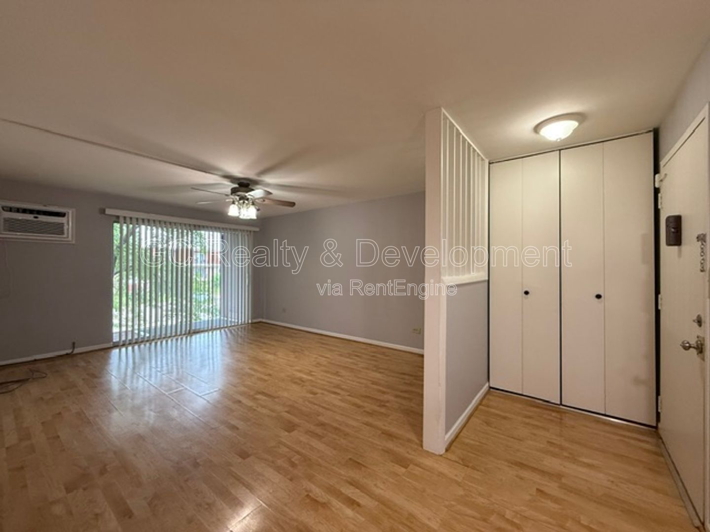 *** 2BR-1BA / APPLIANCES INCLUDED / EASY COMMUTE / HIGHLAND CROSSING *** property image