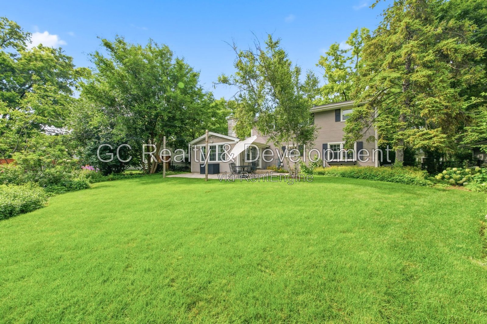 *** 4BR - 3BA / Hardwood Floors / Fenced Yard / Central Air / Garage / In-Unit Laundry *** property image
