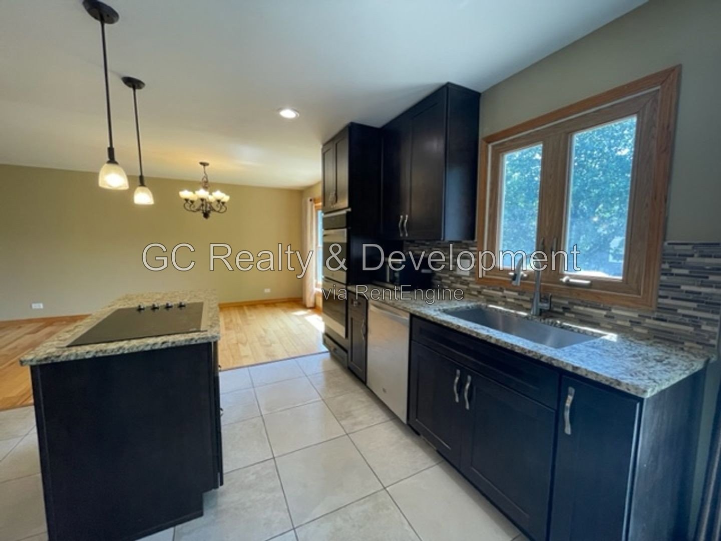 *** COMING SOON 9/10/26! / SCHAUMBURG SCHOOLS / FRESH PAINT / 4 BDRM - 2.5 BATH / LARGE YARD / PET FRIENDLY *** property image